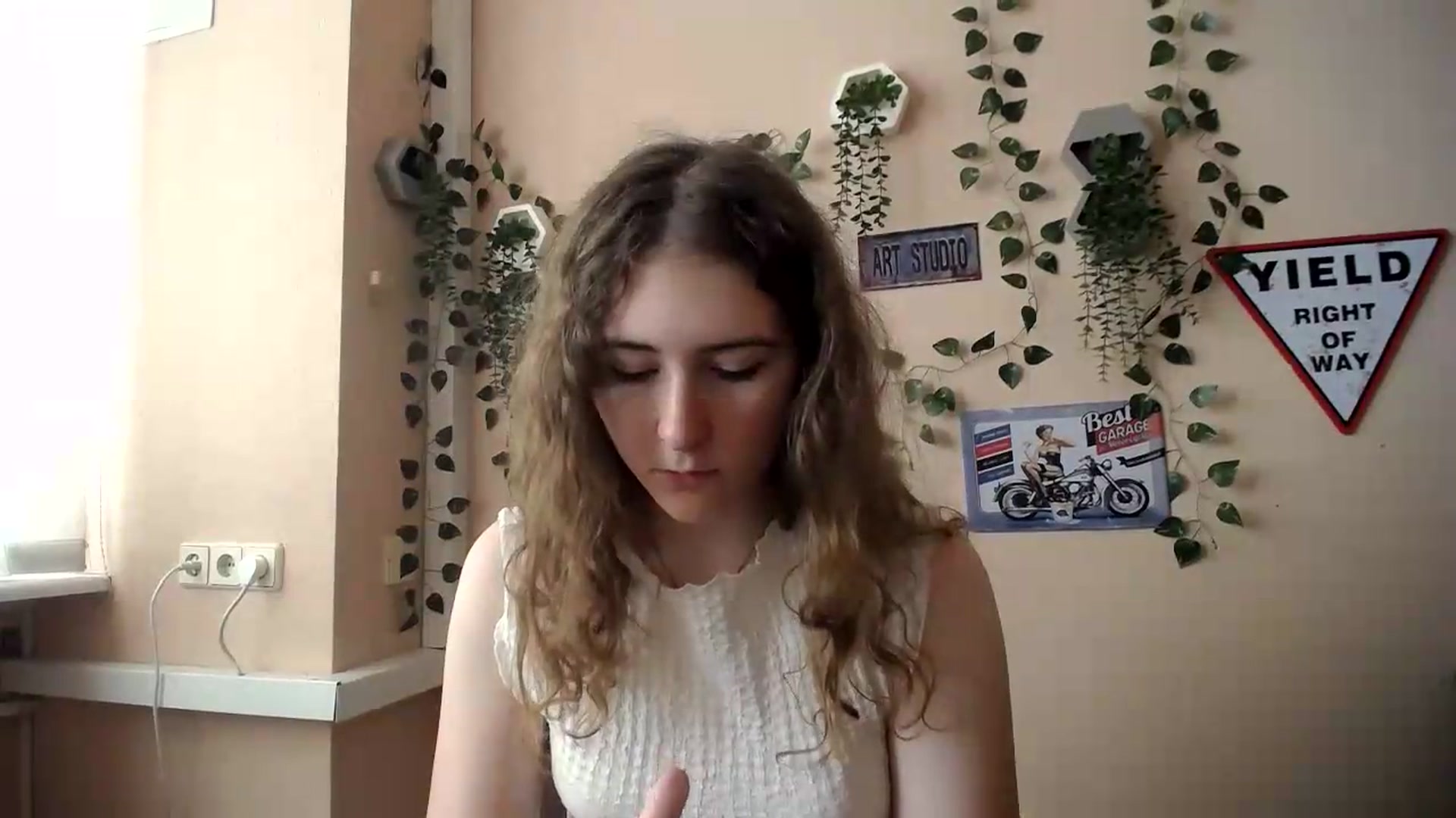 Gallery image thumbnail from Im_Lara's myfreecams stream on, 06/30/2026, 15:06 image 4 of 20