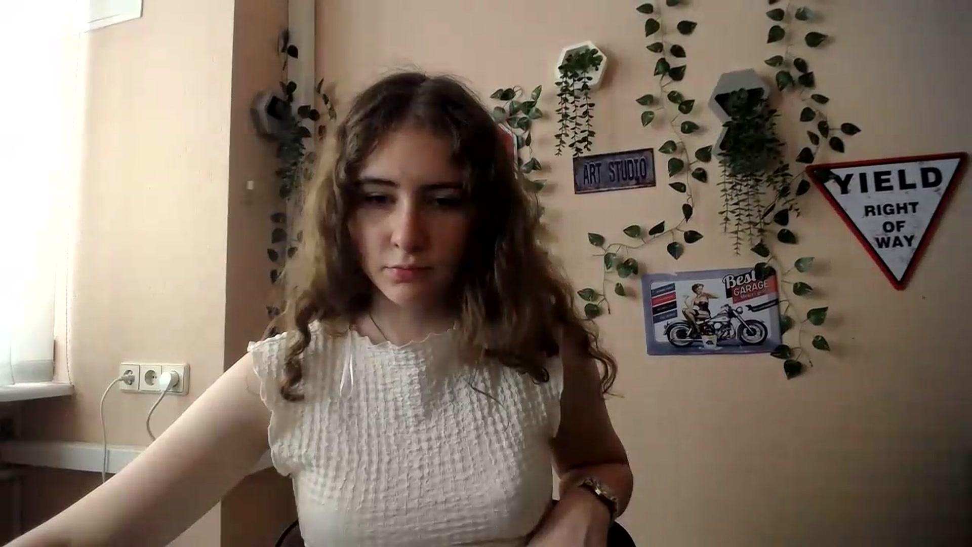 Gallery image thumbnail from Im_Lara's myfreecams stream on, 06/30/2026, 15:06 image 13 of 20