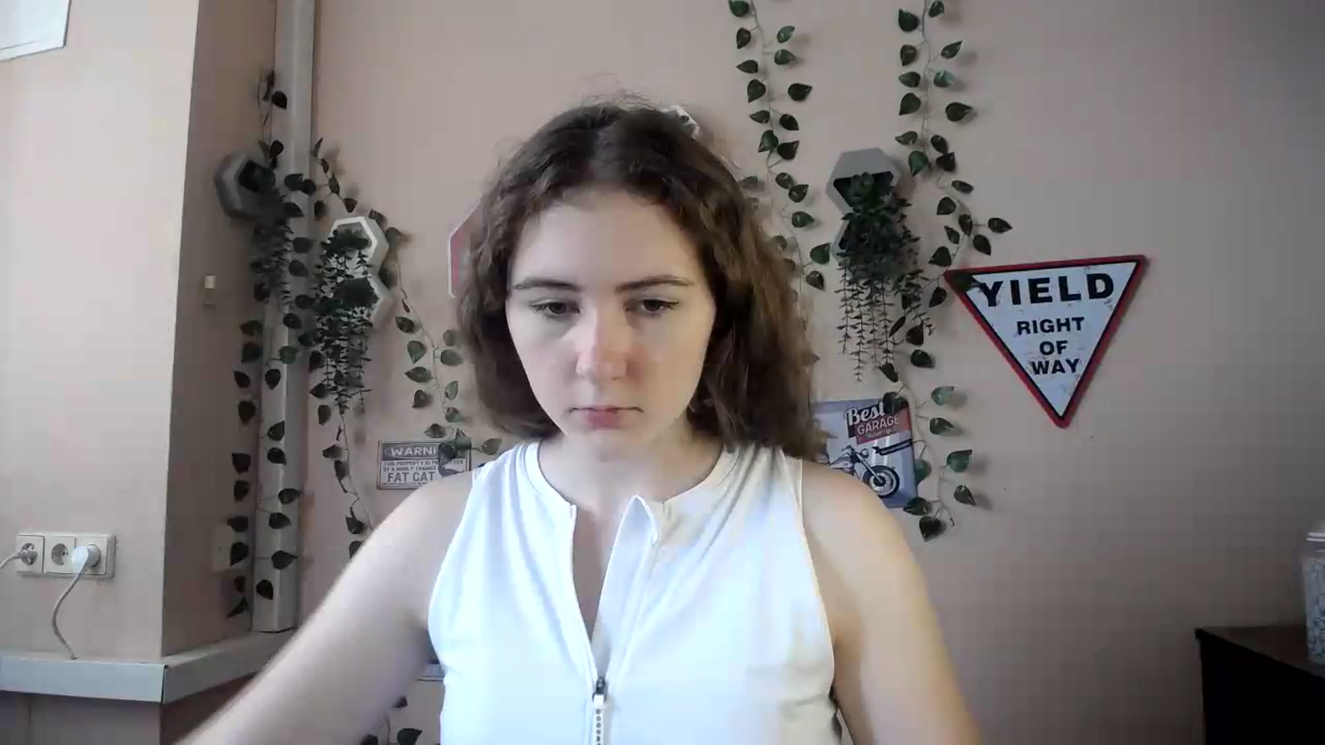 Gallery image thumbnail from Im_Lara's myfreecams stream on, 07/01/2026, 11:00 image 2 of 20