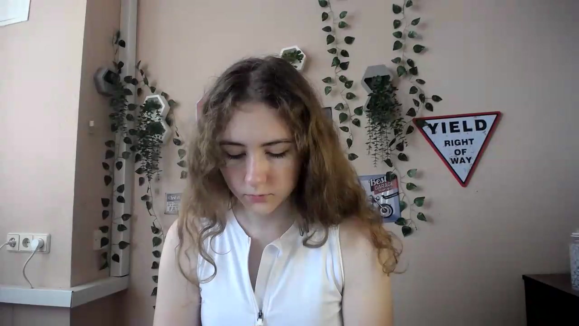 Gallery image thumbnail from Im_Lara's myfreecams stream on, 07/01/2026, 11:00 image 16 of 20