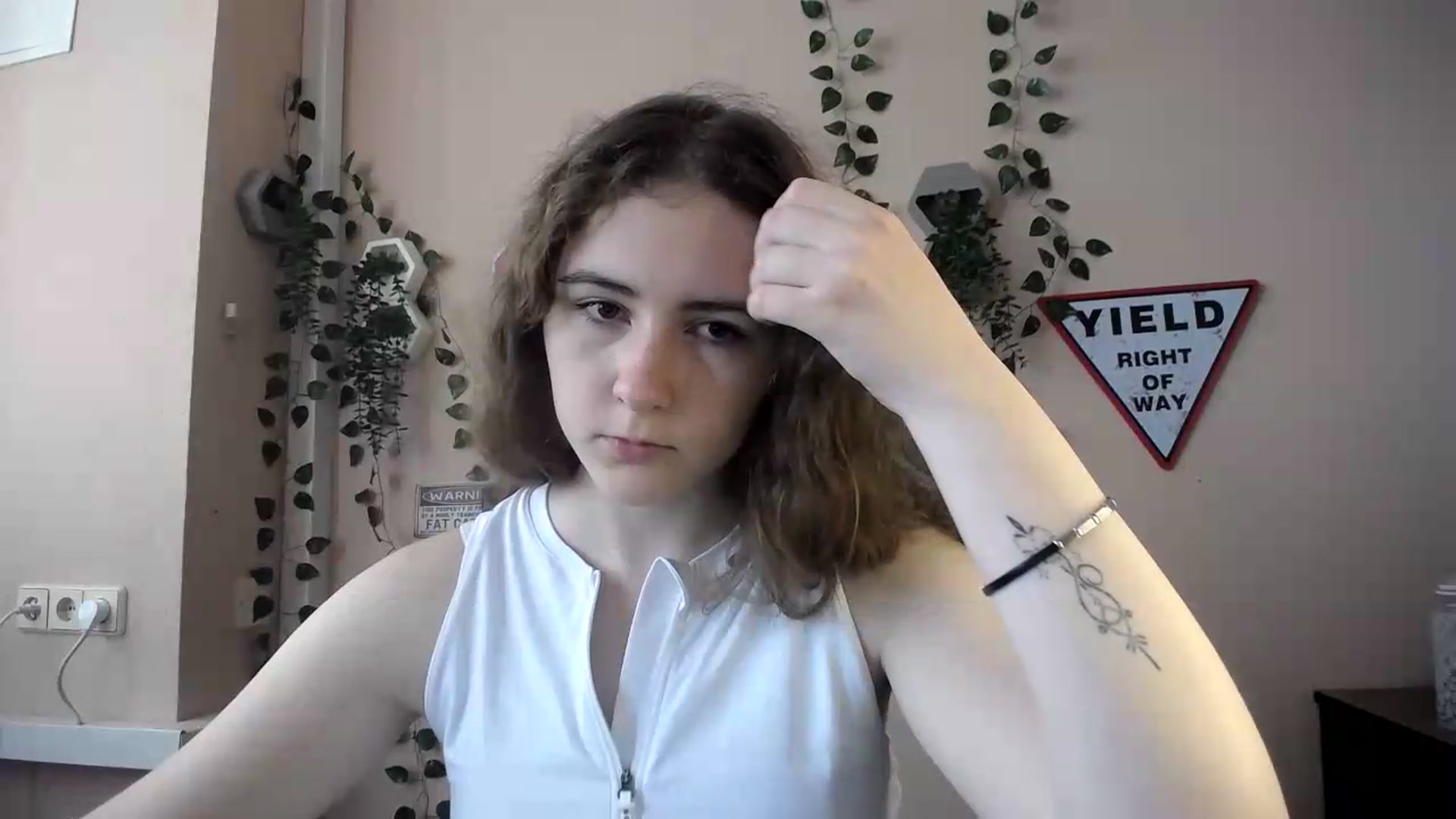 Gallery image thumbnail from Im_Lara's myfreecams stream on, 07/01/2026, 11:00 image 4 of 20