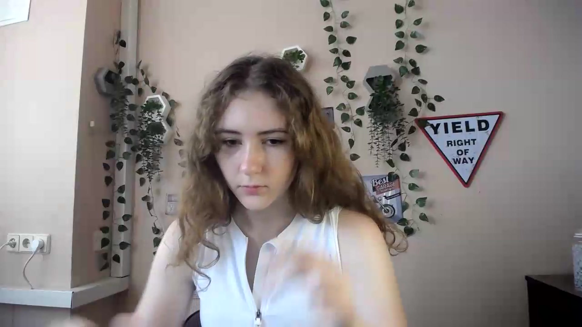 Gallery image thumbnail from Im_Lara's myfreecams stream on, 07/01/2026, 11:00 image 14 of 20