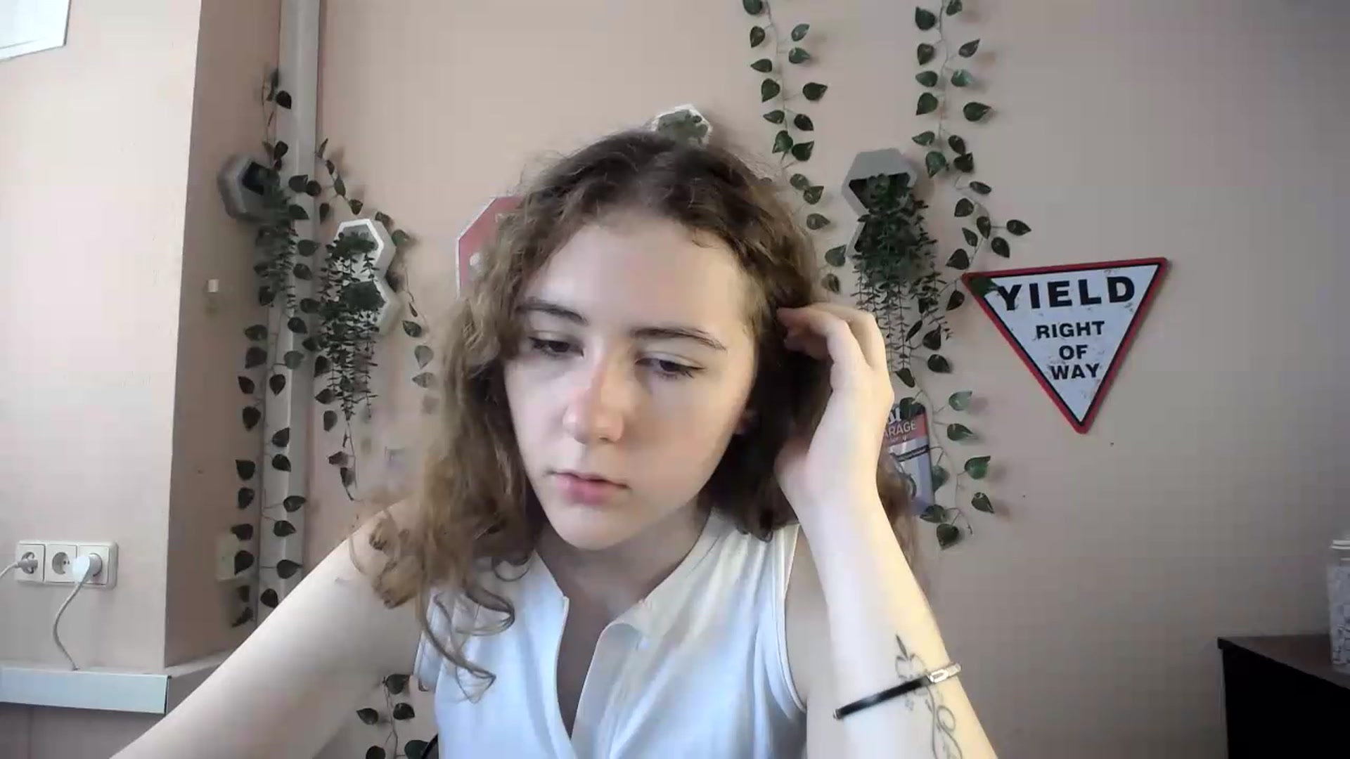 Gallery image thumbnail from Im_Lara's myfreecams stream on, 07/01/2026, 11:00 image 13 of 20