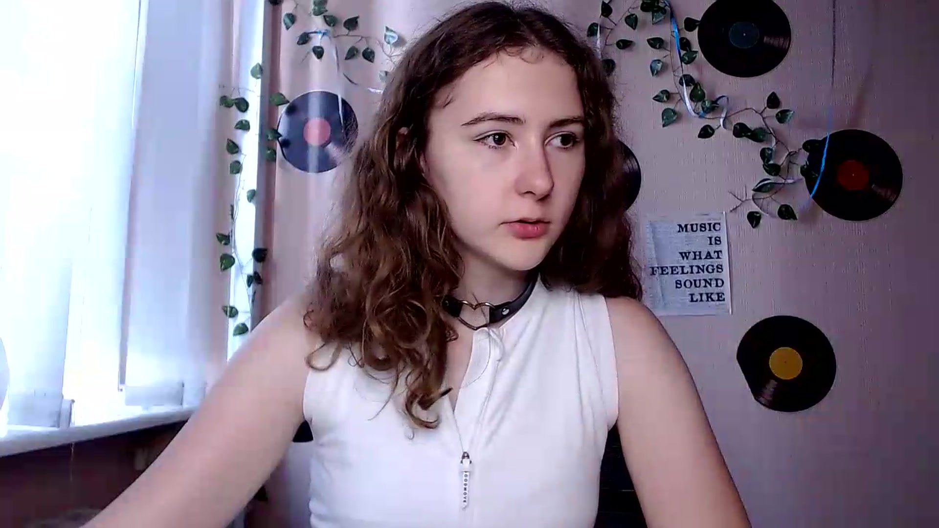 Gallery image thumbnail from Im_Lara's myfreecams stream on, 07/01/2026, 12:32 image 7 of 20