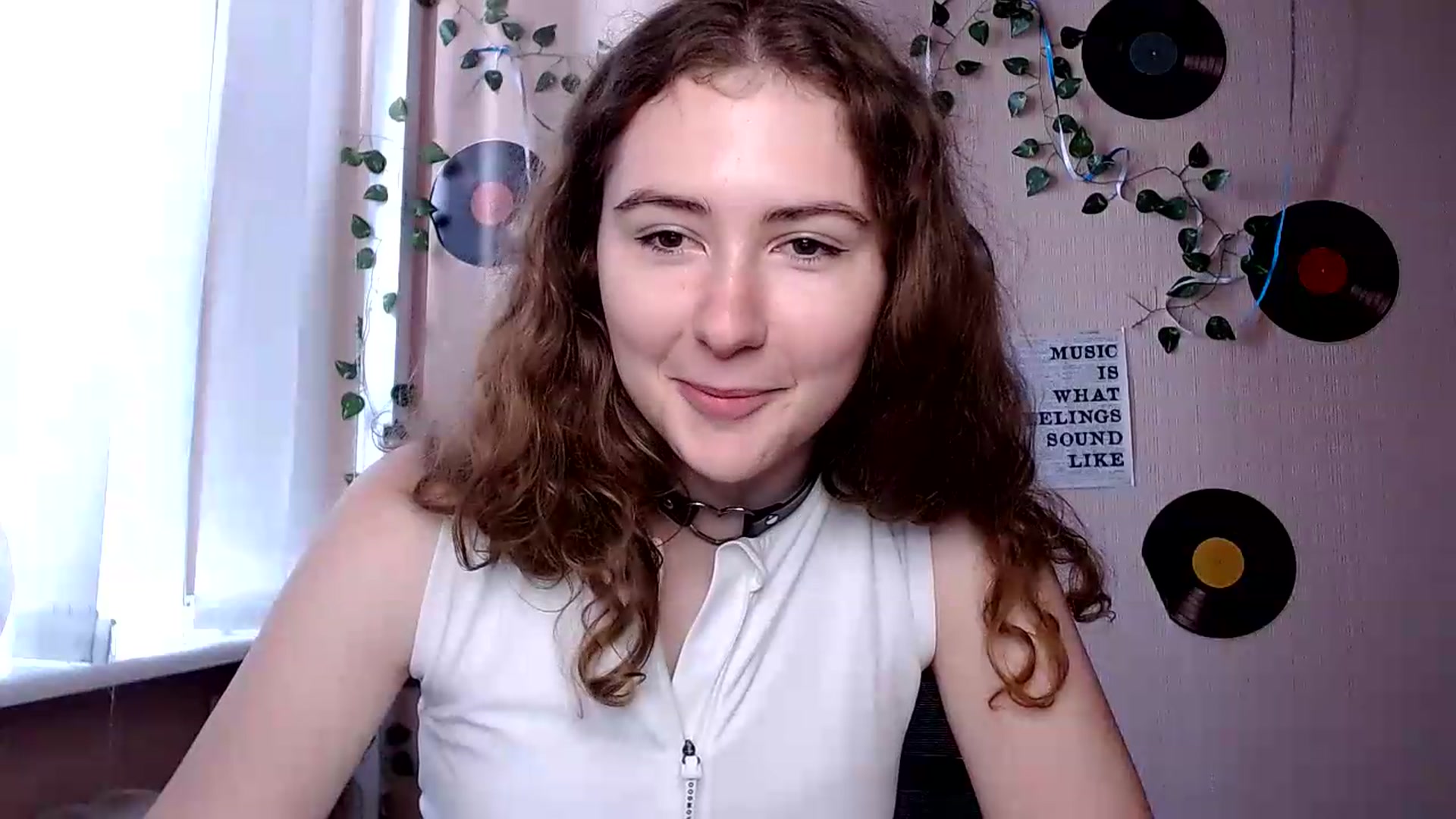 Gallery image thumbnail from Im_Lara's myfreecams stream on, 07/01/2026, 12:32 image 2 of 20