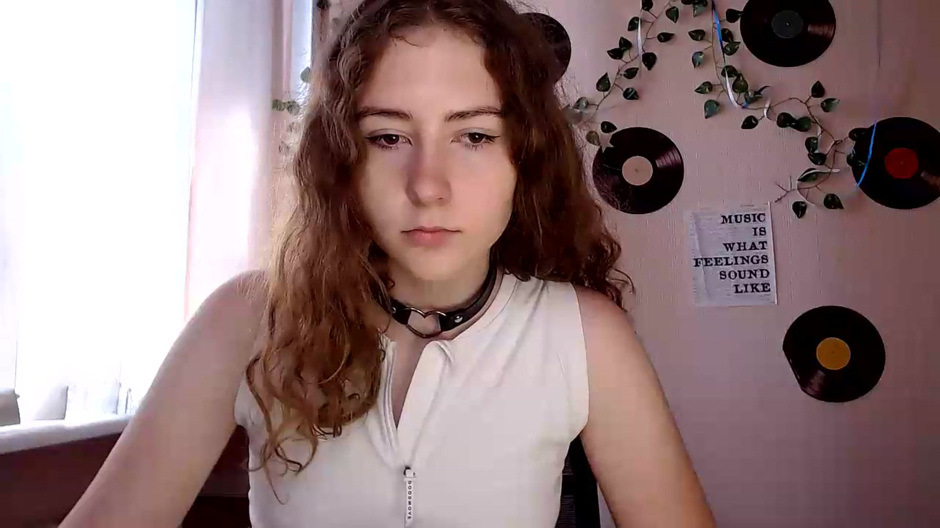 Gallery image thumbnail from Im_Lara's myfreecams stream on, 07/01/2026, 13:50 image 19 of 20