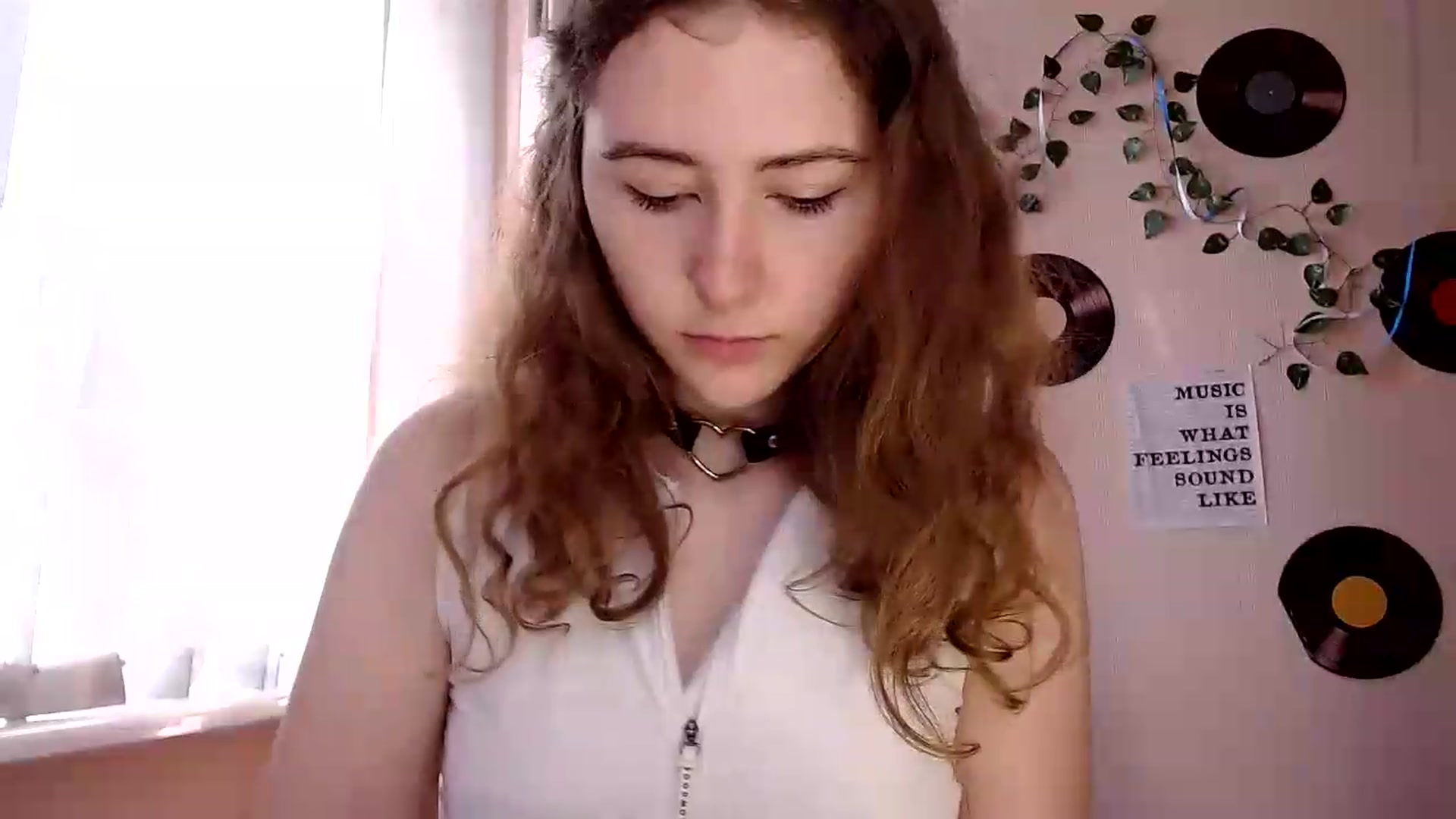 Gallery image thumbnail from Im_Lara's myfreecams stream on, 07/01/2026, 14:39 image 20 of 20