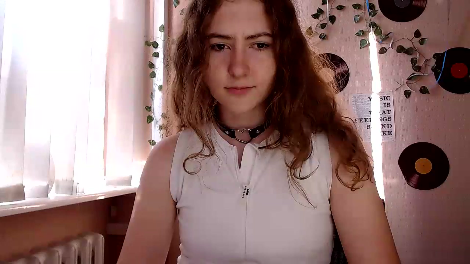 Gallery image thumbnail from Im_Lara's myfreecams stream on, 07/01/2026, 16:19 image 13 of 20