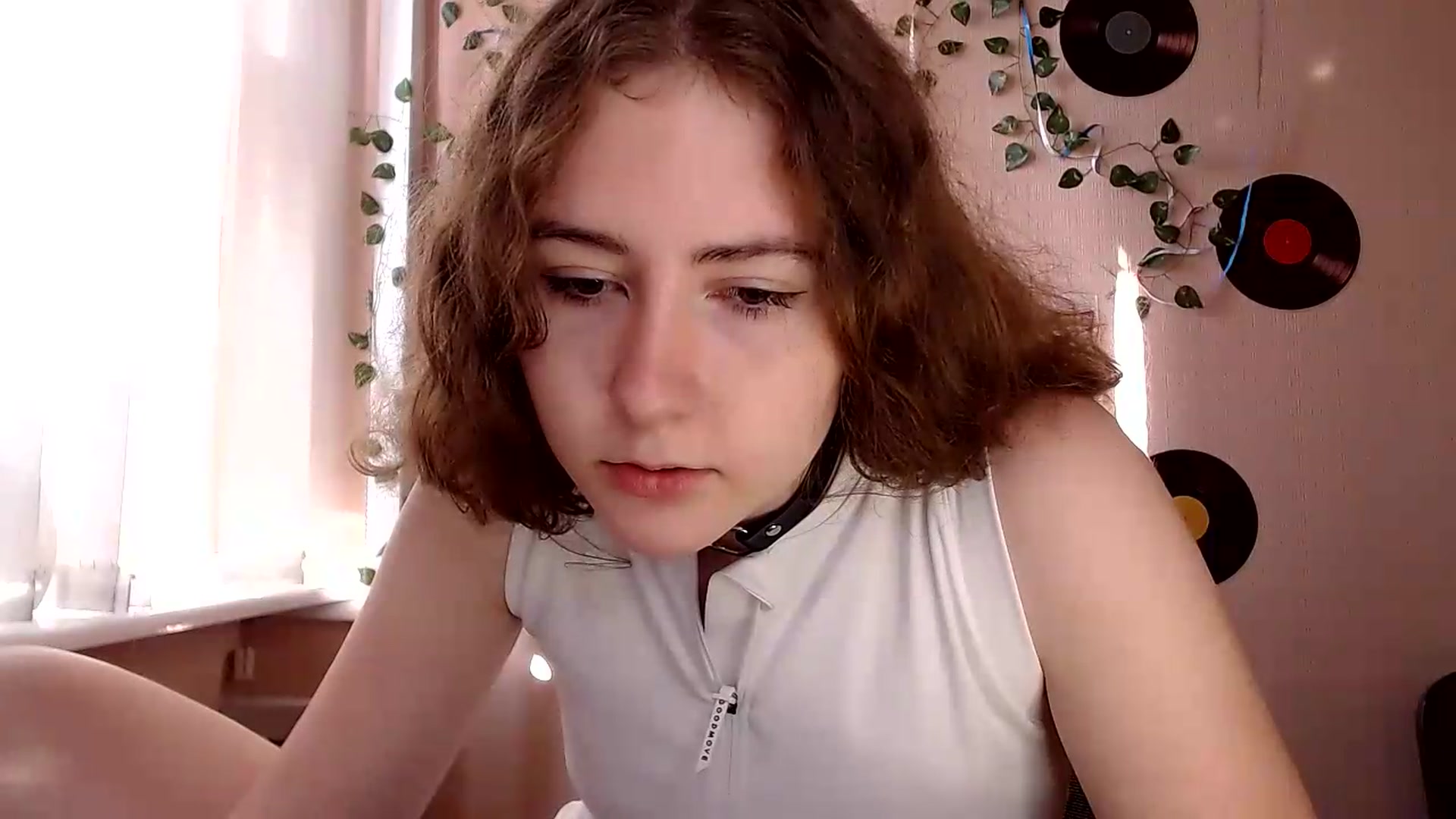 Gallery image thumbnail from Im_Lara's myfreecams stream on, 07/01/2026, 16:19 image 16 of 20