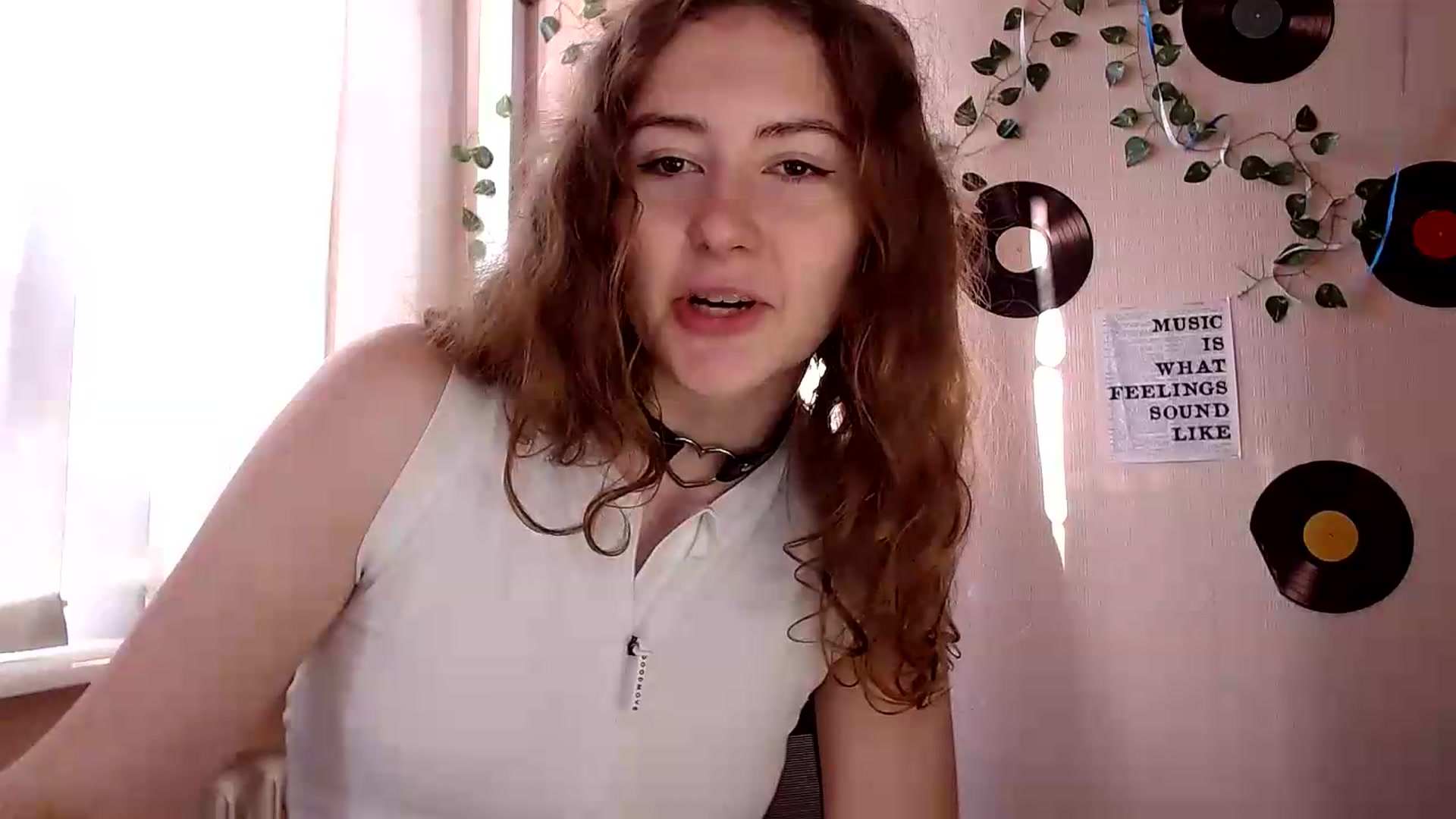 Gallery image thumbnail from Im_Lara's myfreecams stream on, 07/01/2026, 16:19 image 8 of 20