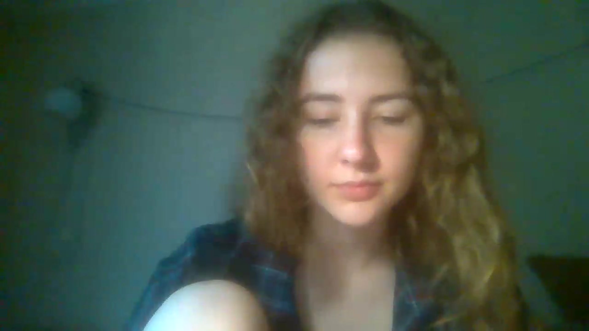 Gallery image thumbnail from Im_Lara's myfreecams stream on, 07/02/2026, 10:17 image 5 of 20