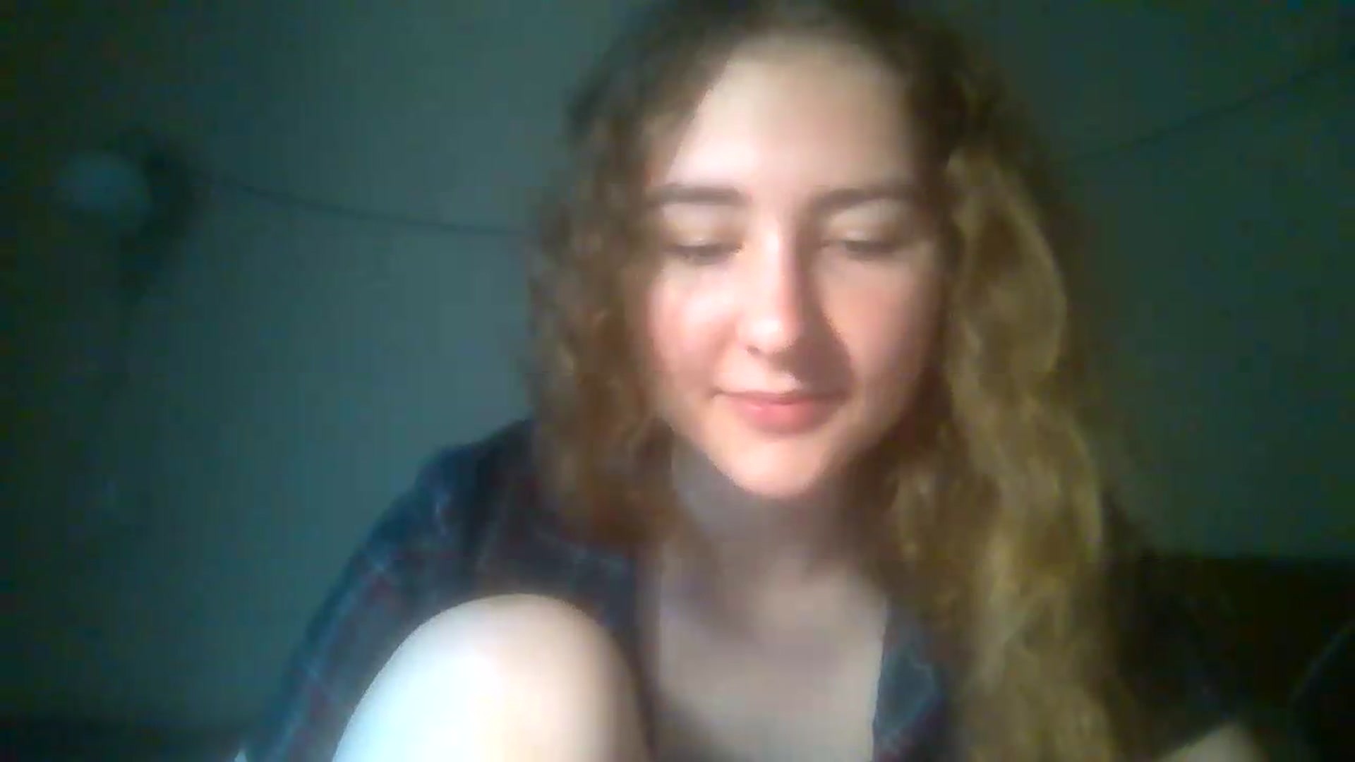 Gallery image thumbnail from Im_Lara's myfreecams stream on, 07/02/2026, 10:17 image 12 of 20