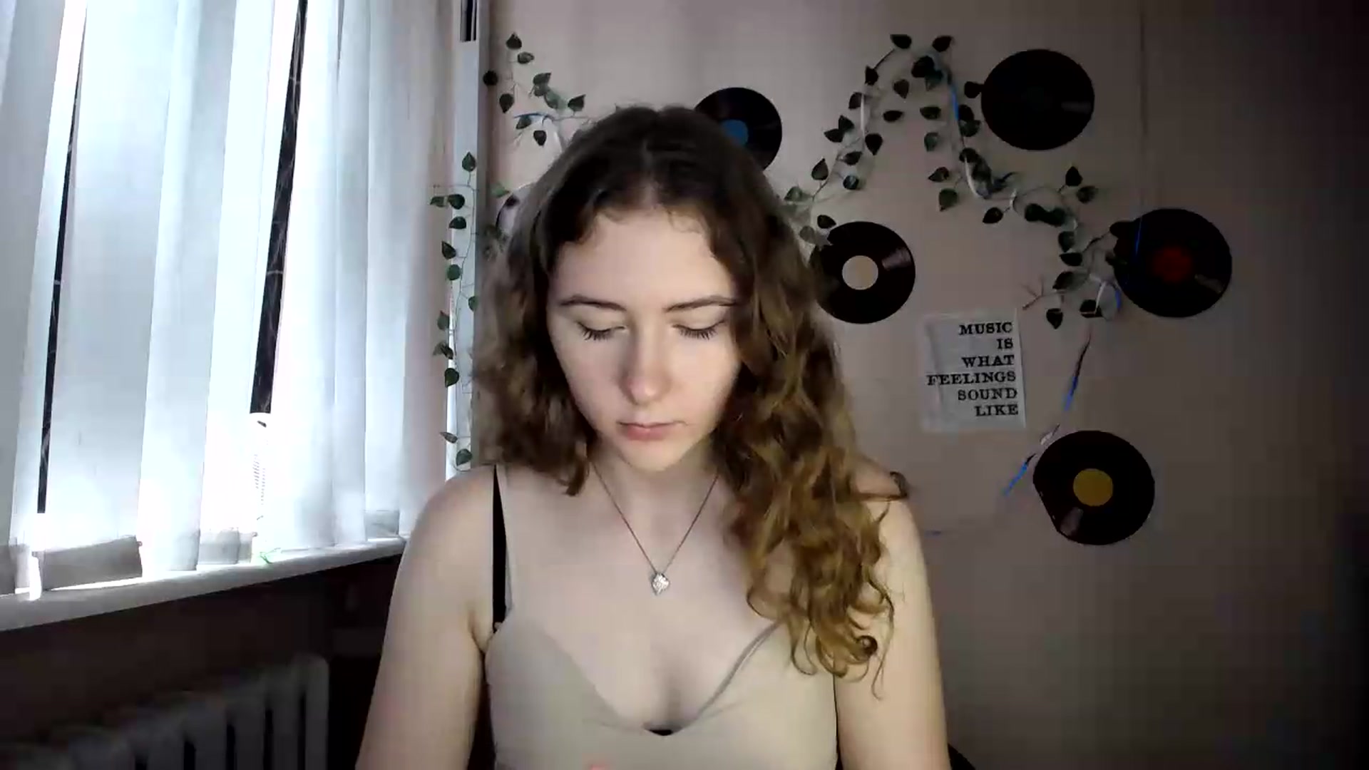 Gallery image thumbnail from Im_Lara's myfreecams stream on, 07/08/2026, 13:12 image 20 of 20