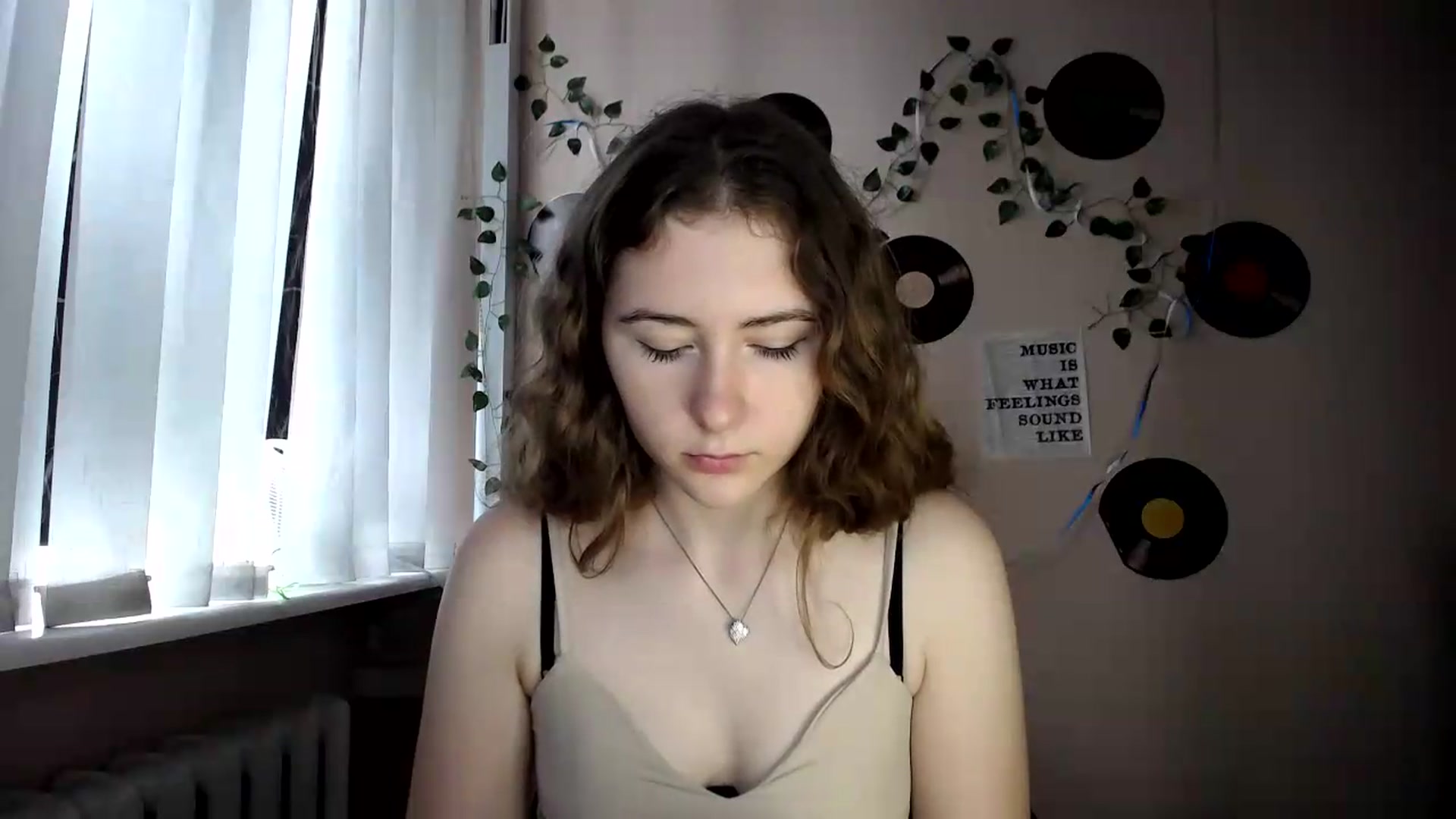 Gallery image thumbnail from Im_Lara's myfreecams stream on, 07/08/2026, 13:12 image 18 of 20