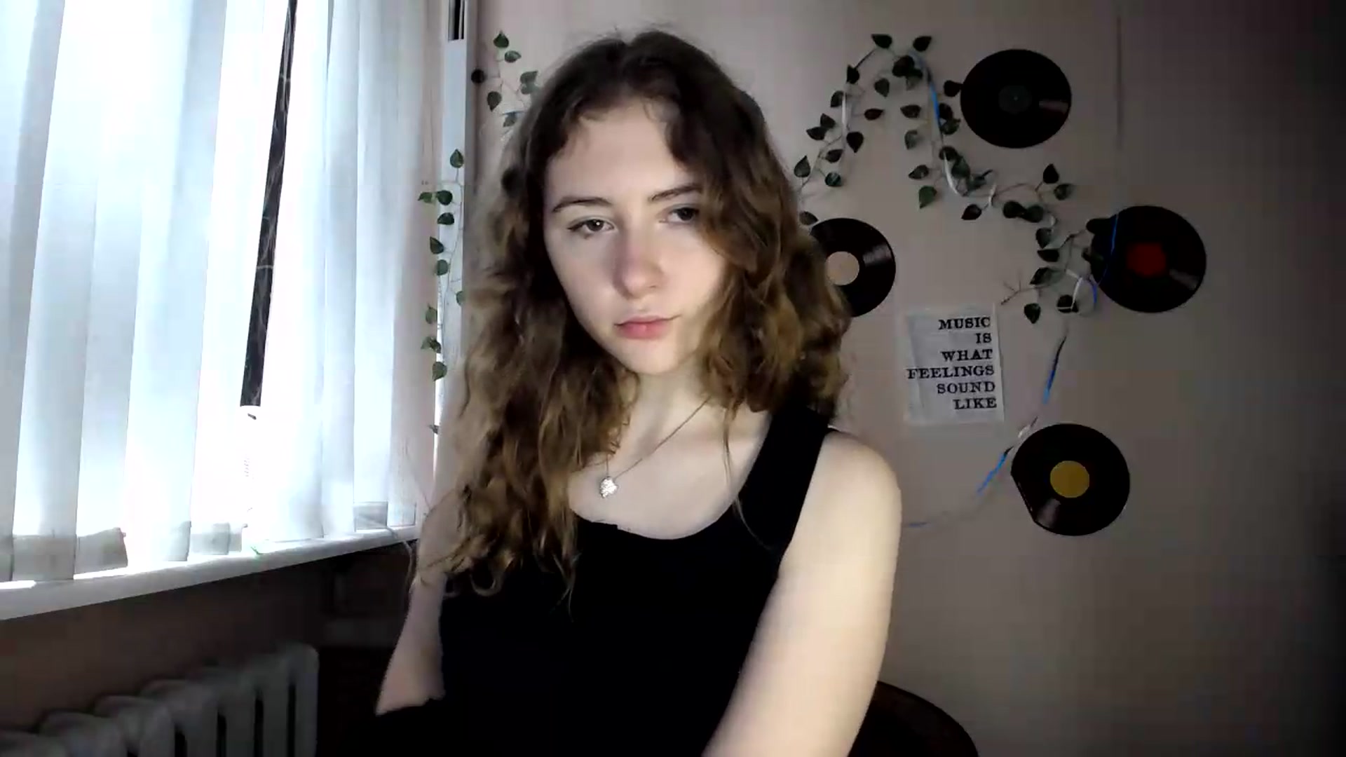 Gallery image thumbnail from Im_Lara's myfreecams stream on, 07/08/2026, 13:12 image 11 of 20