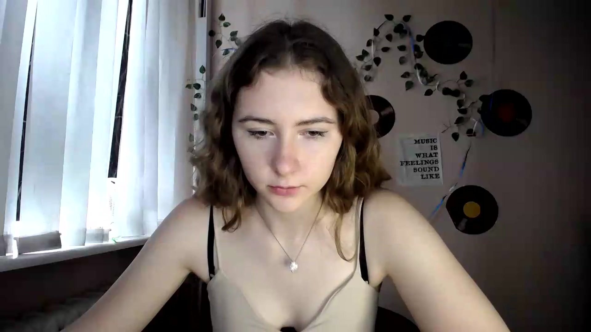 Gallery image thumbnail from Im_Lara's myfreecams stream on, 07/08/2026, 13:12 image 17 of 20