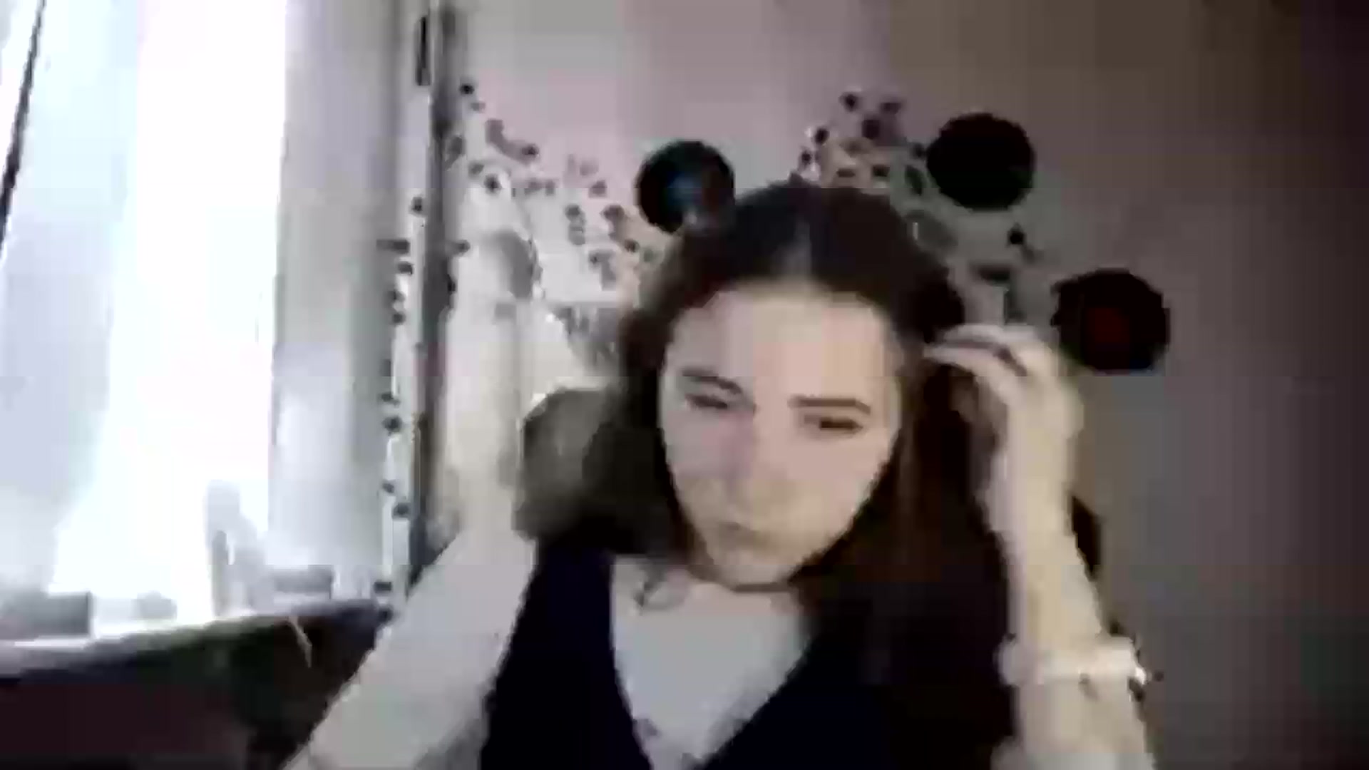 Gallery image thumbnail from Im_Lara's myfreecams stream on, 07/09/2026, 12:20 image 15 of 20