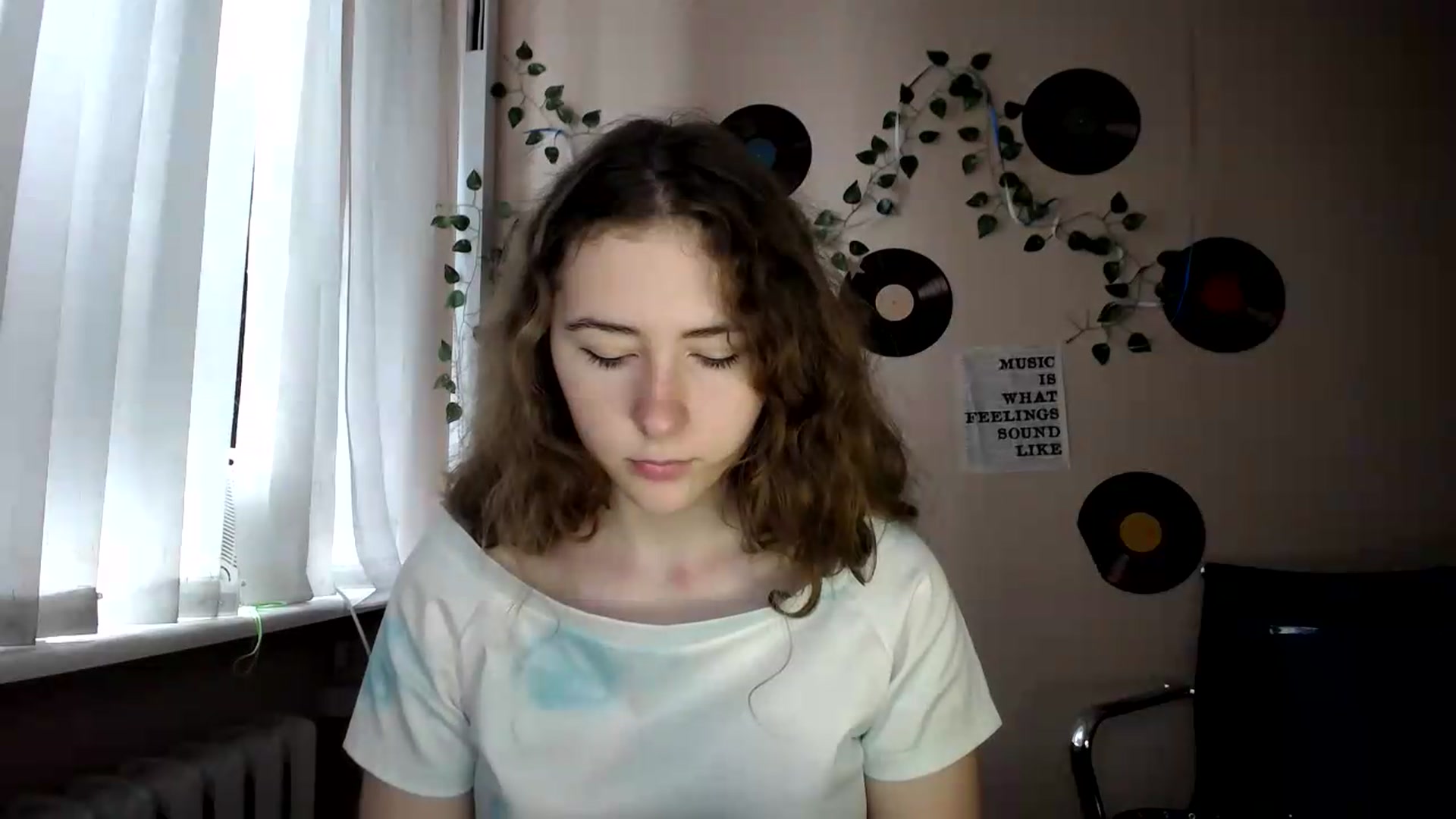 Gallery image thumbnail from Im_Lara's myfreecams stream on, 07/14/2026, 12:18 image 4 of 20