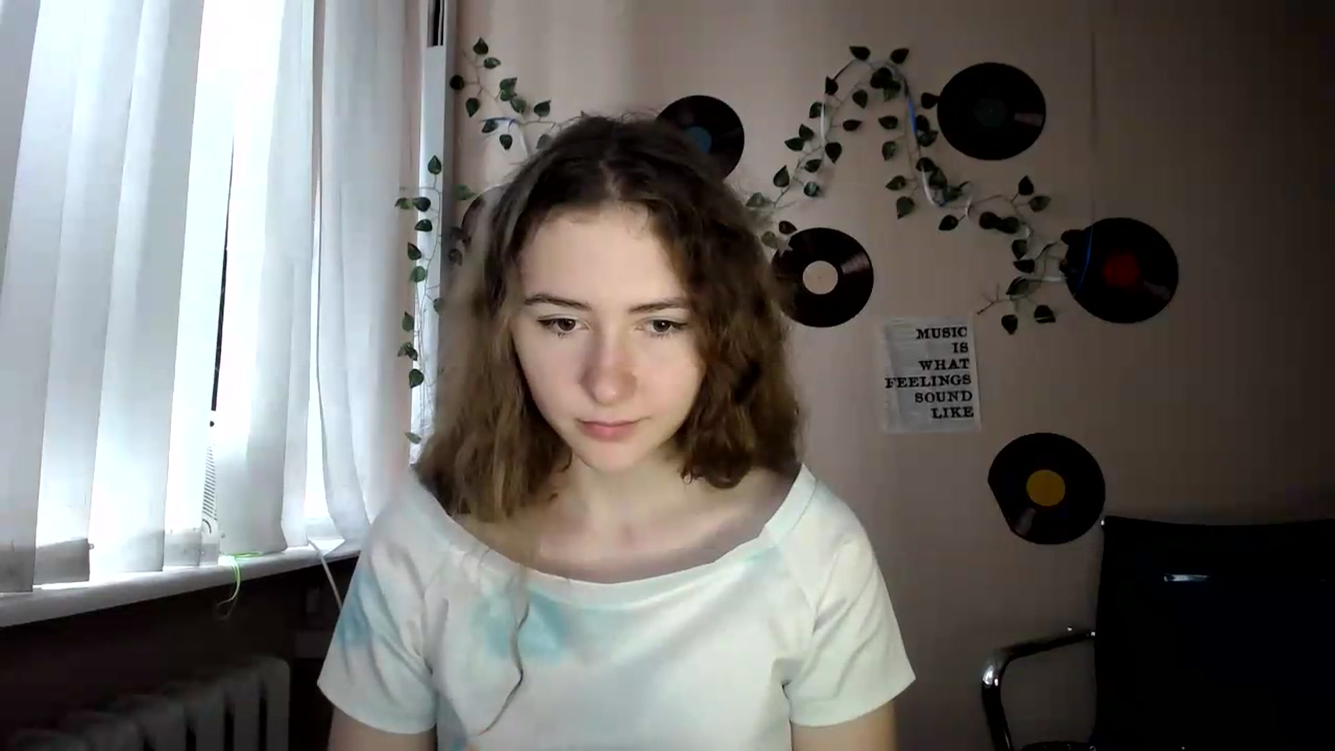 Gallery image thumbnail from Im_Lara's myfreecams stream on, 07/14/2026, 12:18 image 9 of 20