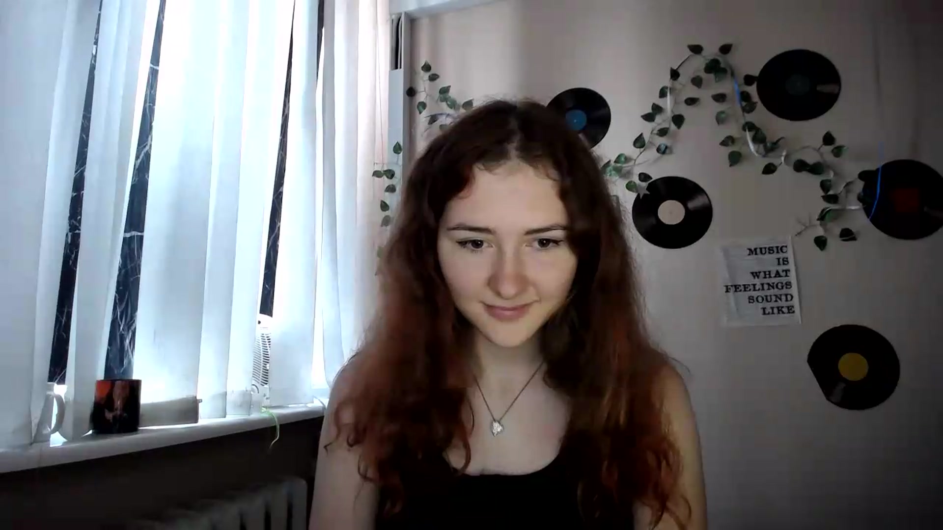 Gallery image thumbnail from Im_Lara's myfreecams stream on, 07/20/2026, 12:28 image 3 of 20