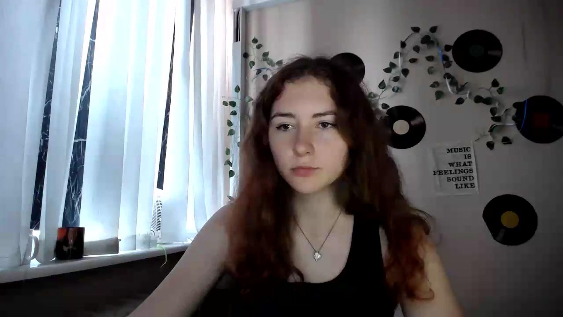 Gallery image thumbnail from Im_Lara's myfreecams stream on, 07/20/2026, 12:28 image 16 of 20