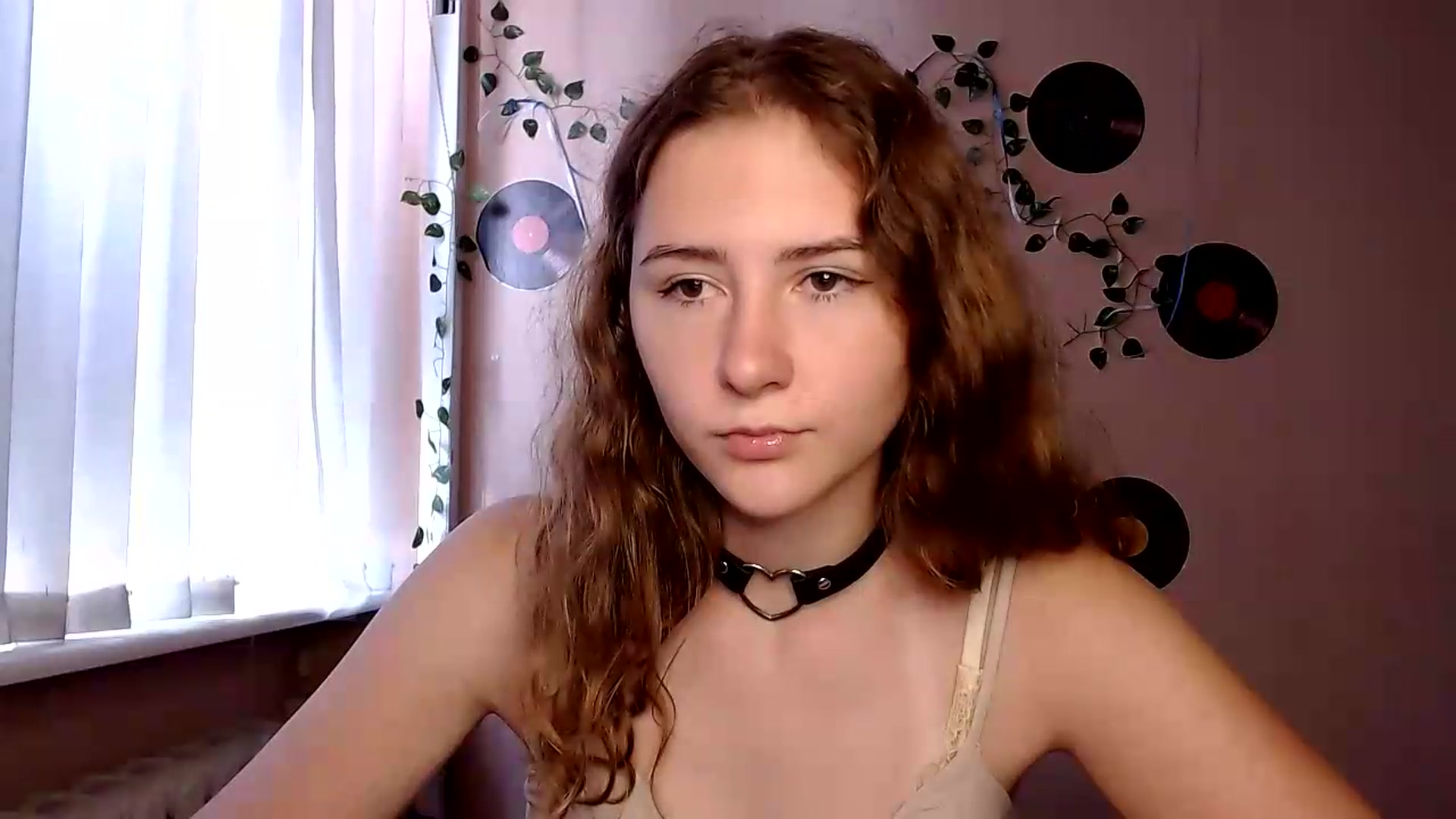 Gallery image thumbnail from Im_Lara's myfreecams stream on, 08/28/2026, 13:04 image 17 of 20
