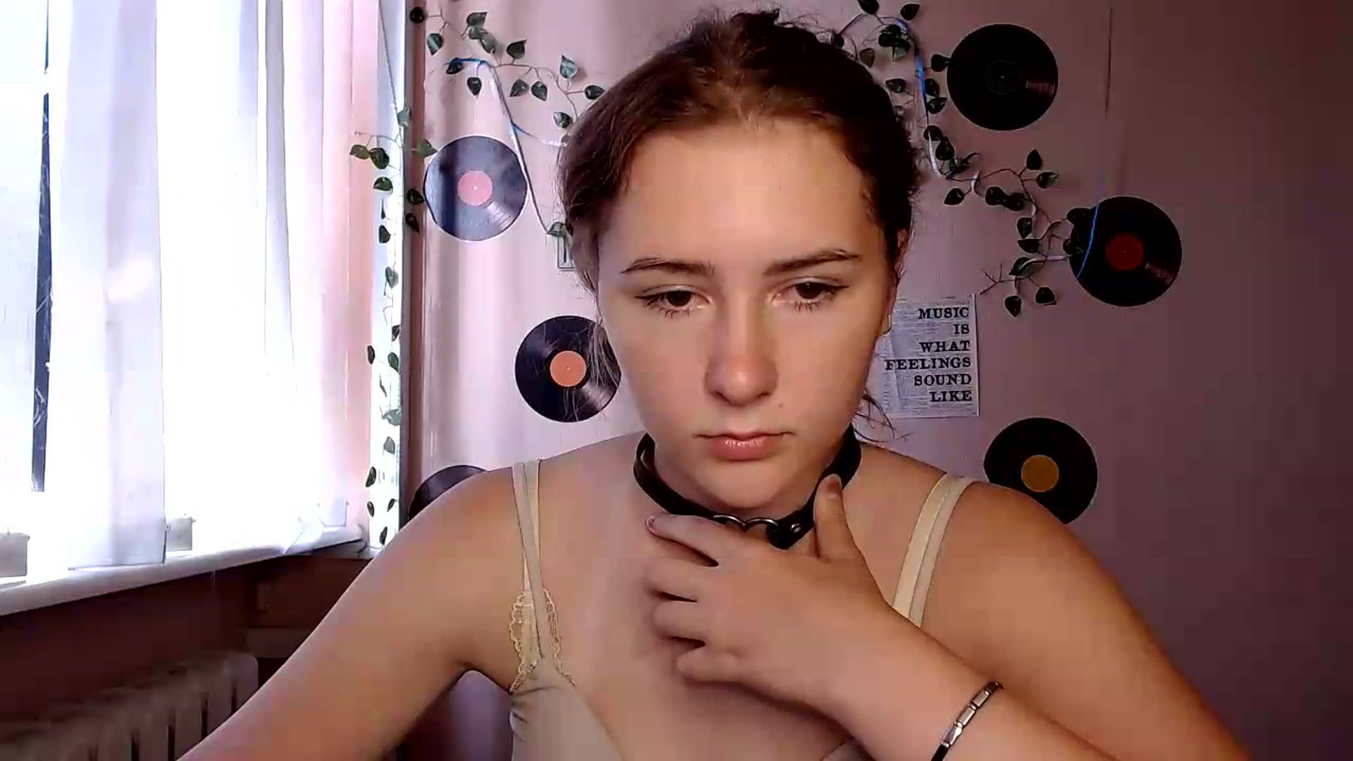 Gallery image thumbnail from Im_Lara's myfreecams stream on, 08/28/2026, 13:40 image 15 of 20