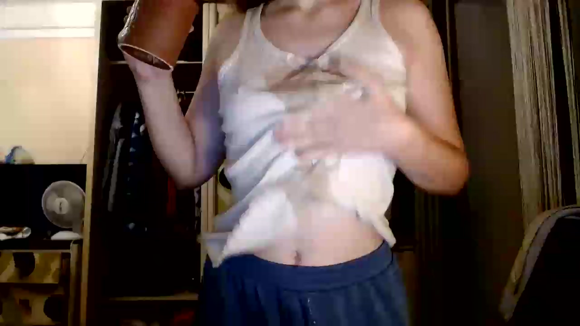 Gallery image thumbnail from Im_Lara's myfreecams stream on, 09/24/2026, 20:14 image 20 of 20