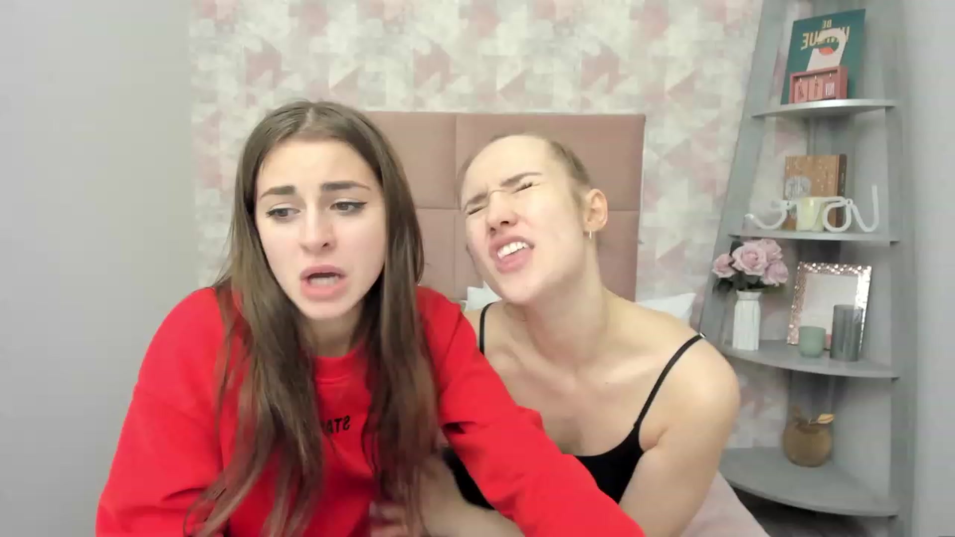 Gallery image thumbnail from Im_Mystery's myfreecams stream on, 11/24/2022, 19:33 image 8 of 20