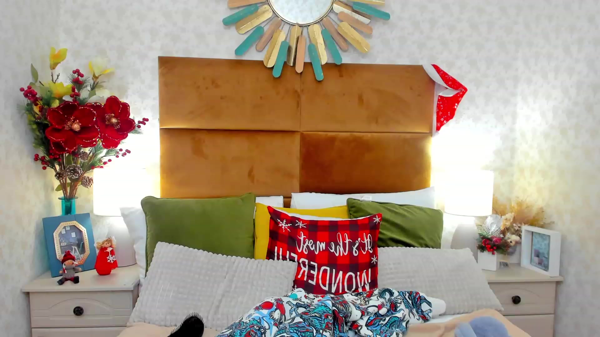 Gallery image thumbnail from Im_Mystery's myfreecams stream on, 12/26/2022, 02:20 image 15 of 20