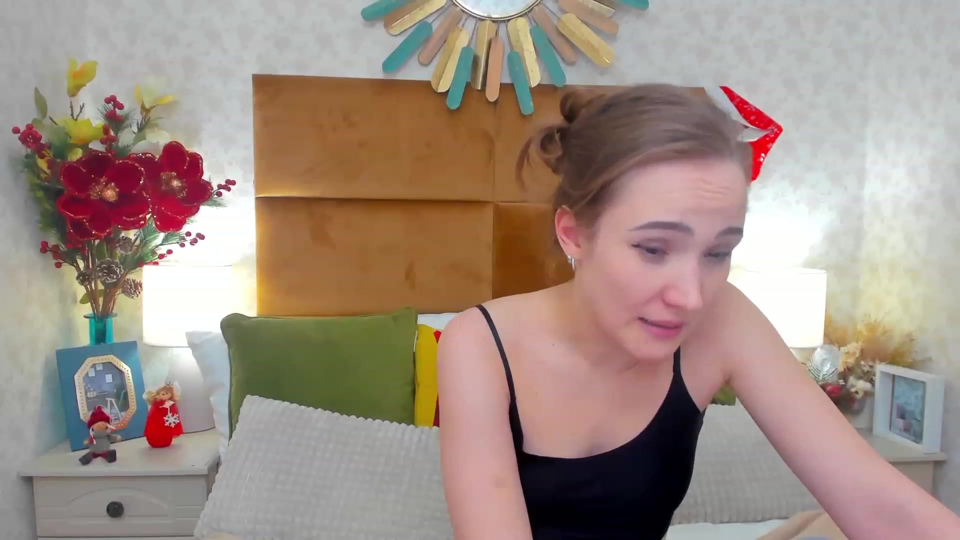 Gallery image thumbnail from Im_Mystery's myfreecams stream on, 12/26/2022, 02:20 image 14 of 20