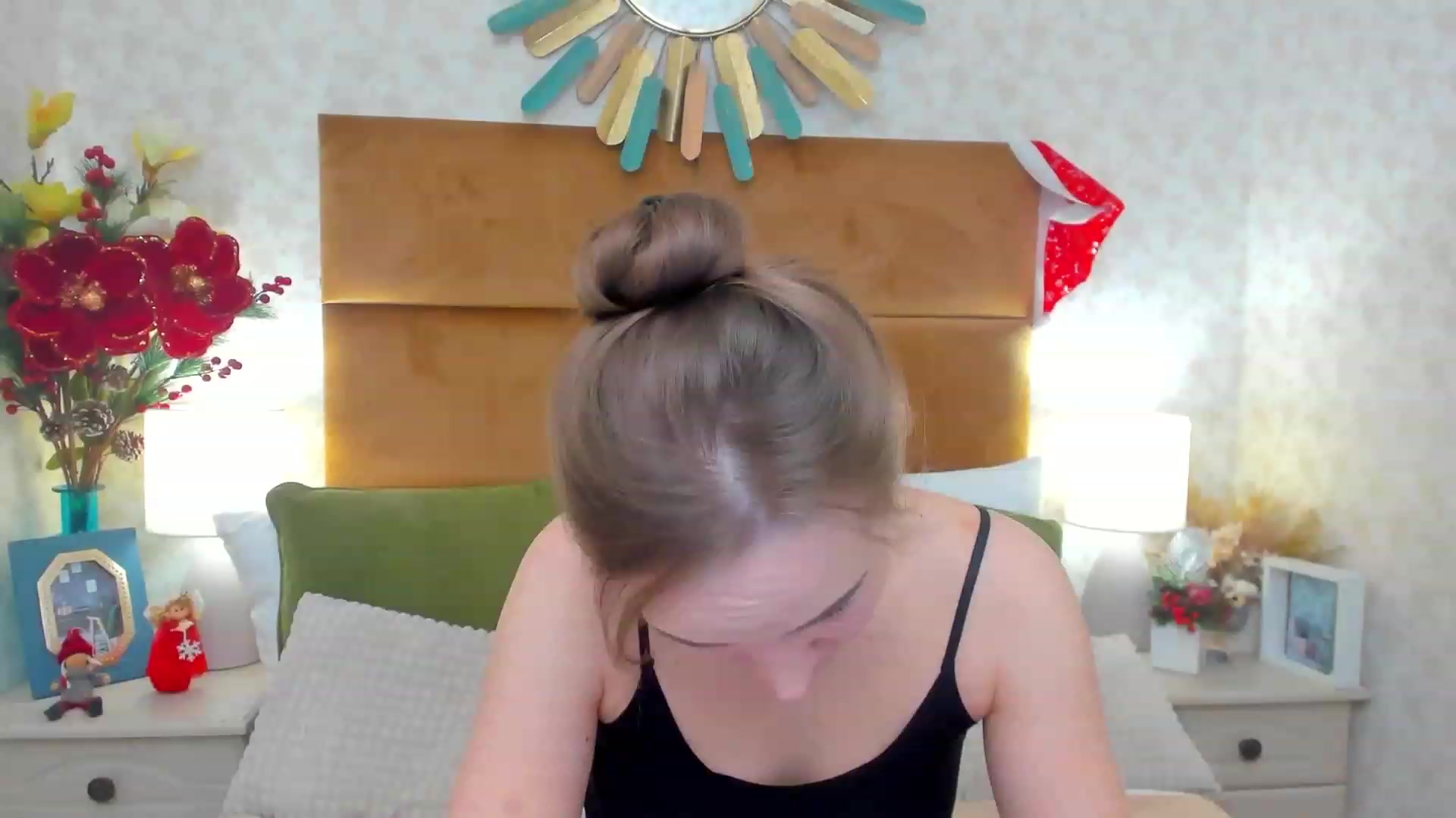 Gallery image thumbnail from Im_Mystery's myfreecams stream on, 12/26/2022, 02:20 image 3 of 20