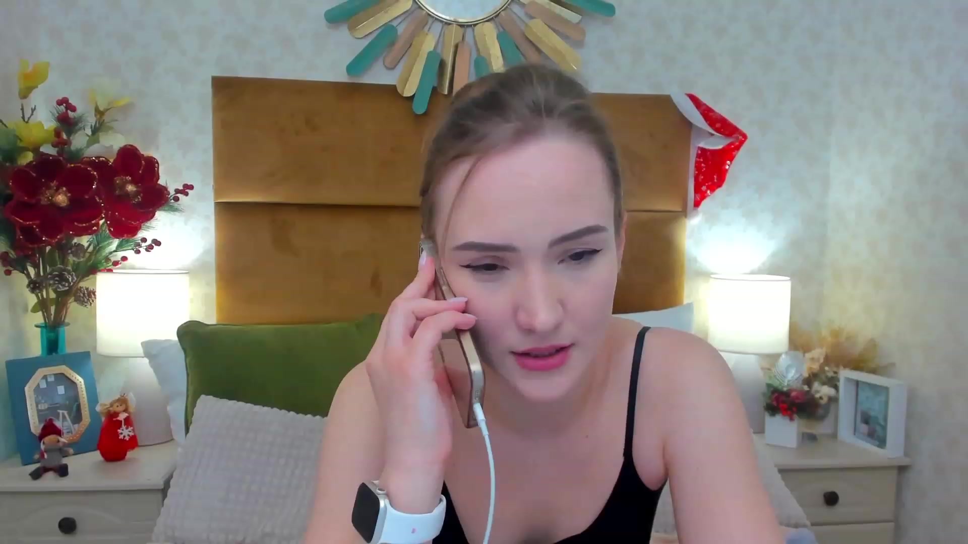 Gallery image thumbnail from Im_Mystery's myfreecams stream on, 12/26/2022, 02:20 image 2 of 20