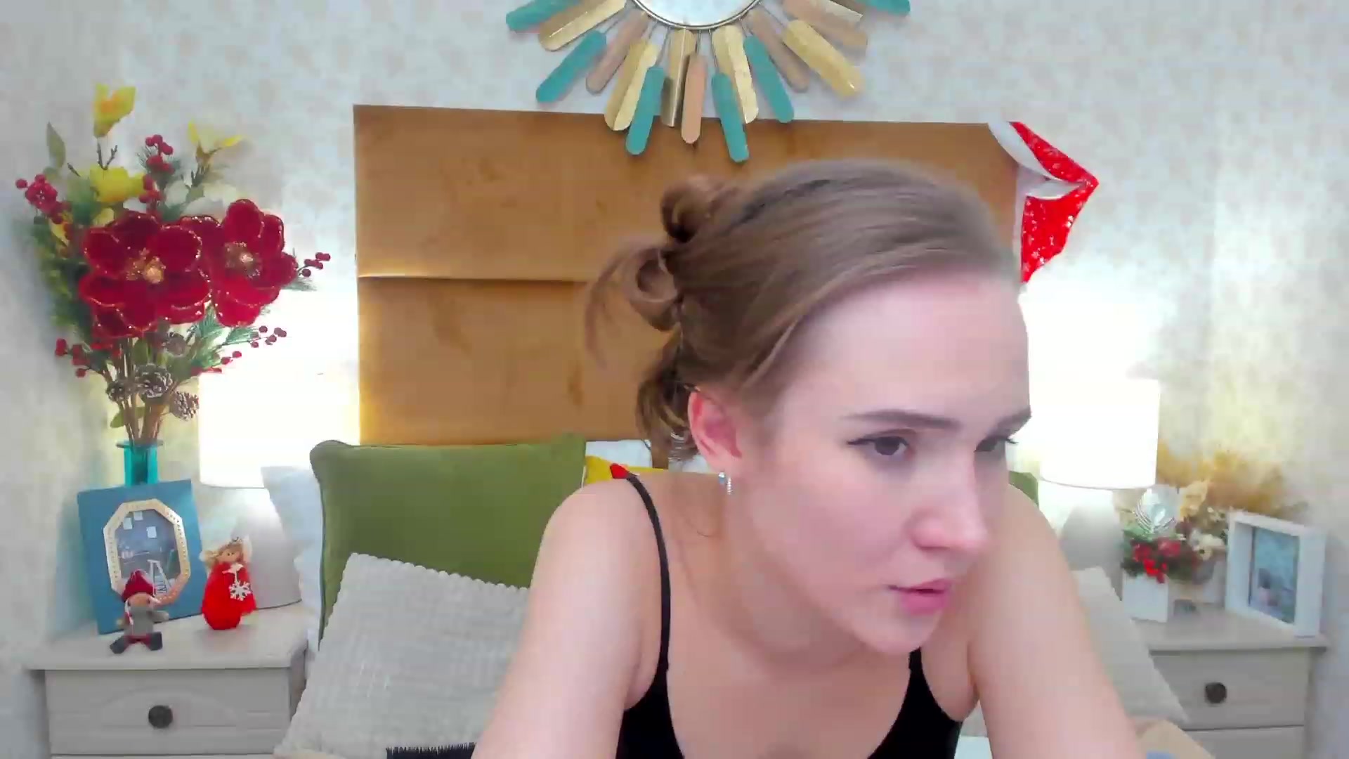 Gallery image thumbnail from Im_Mystery's myfreecams stream on, 12/26/2022, 03:01 image 3 of 20