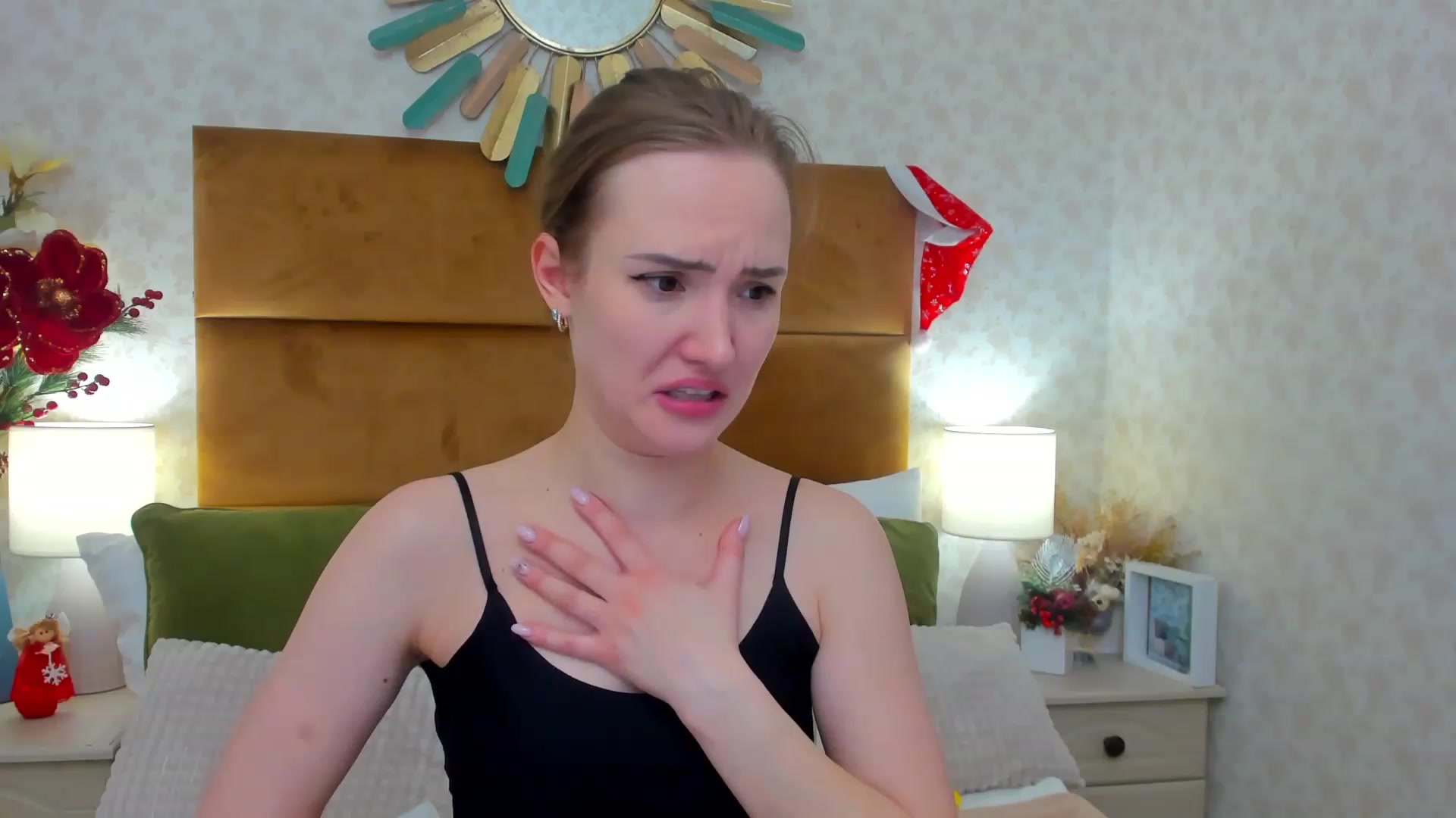 Gallery image thumbnail from Im_Mystery's myfreecams stream on, 12/26/2022, 03:21 image 14 of 20