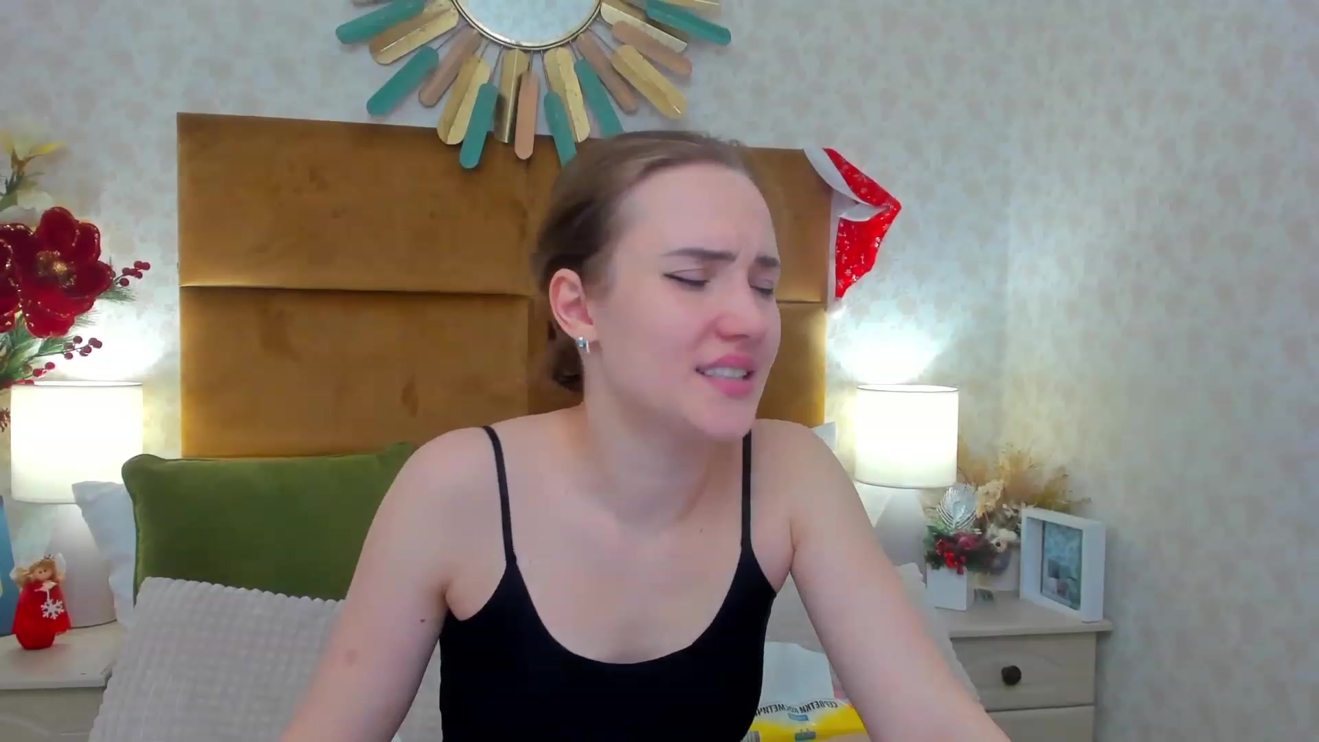 Gallery image thumbnail from Im_Mystery's myfreecams stream on, 12/26/2022, 03:21 image 20 of 20