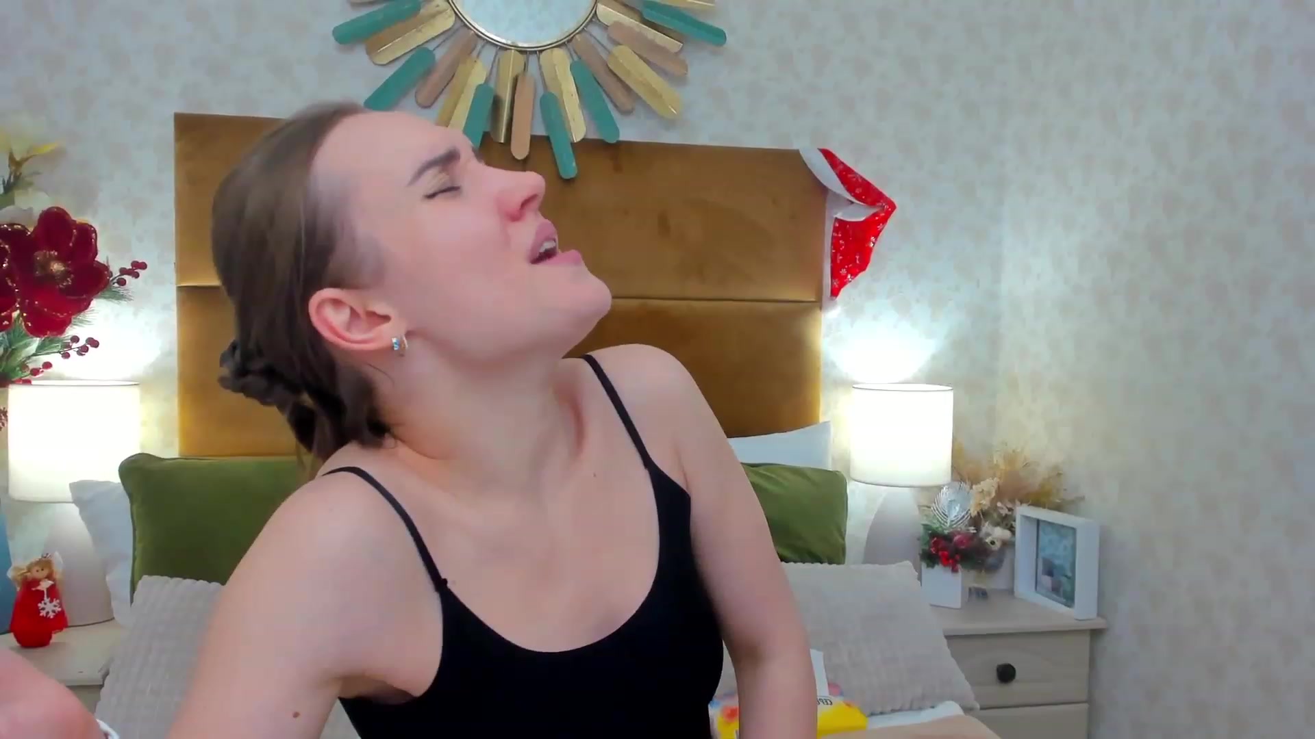 Gallery image thumbnail from Im_Mystery's myfreecams stream on, 12/26/2022, 03:21 image 8 of 20