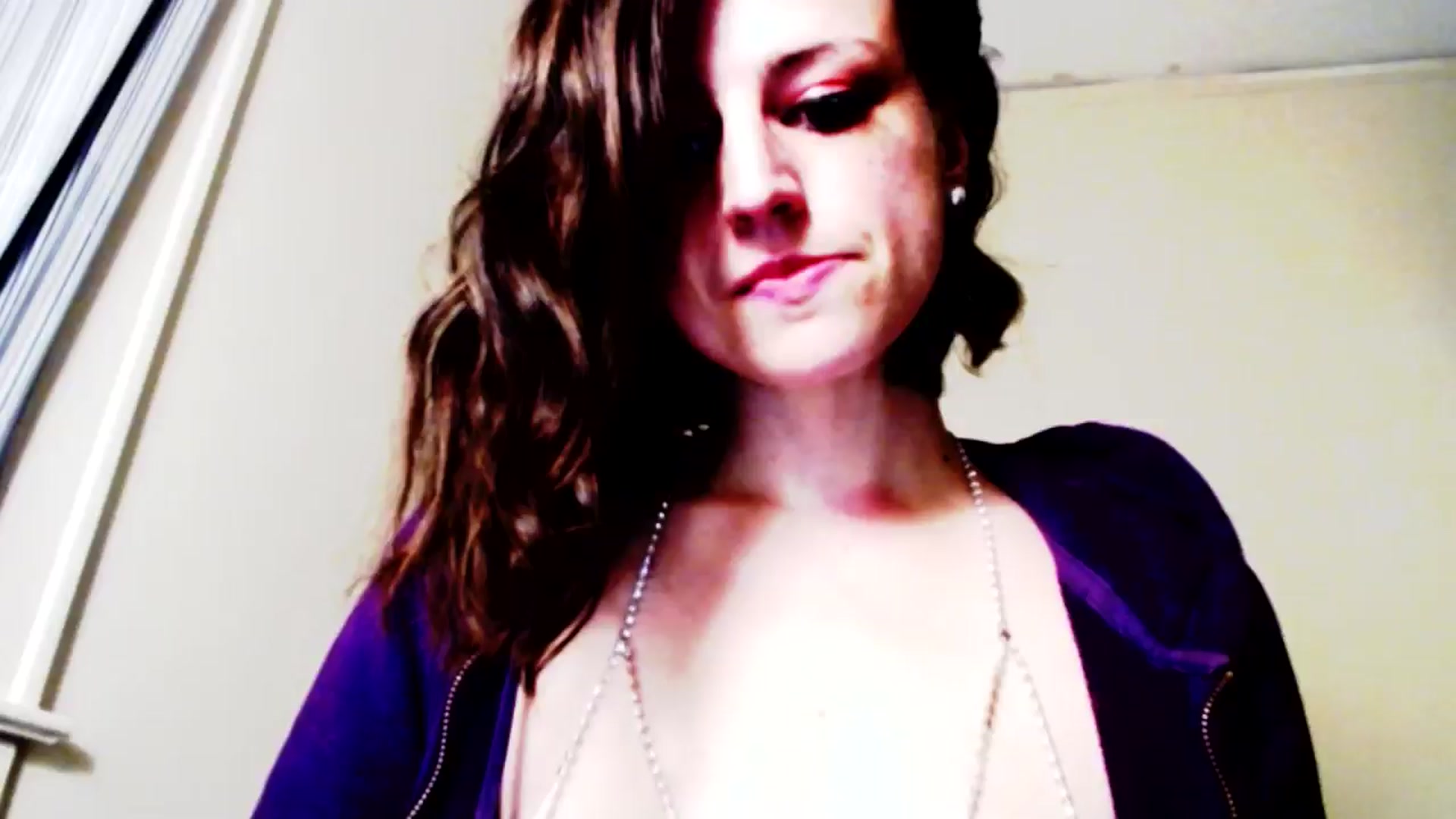 Gallery image thumbnail from ImaLilLit's myfreecams stream on, 05/20/2025, 11:37 image 20 of 20