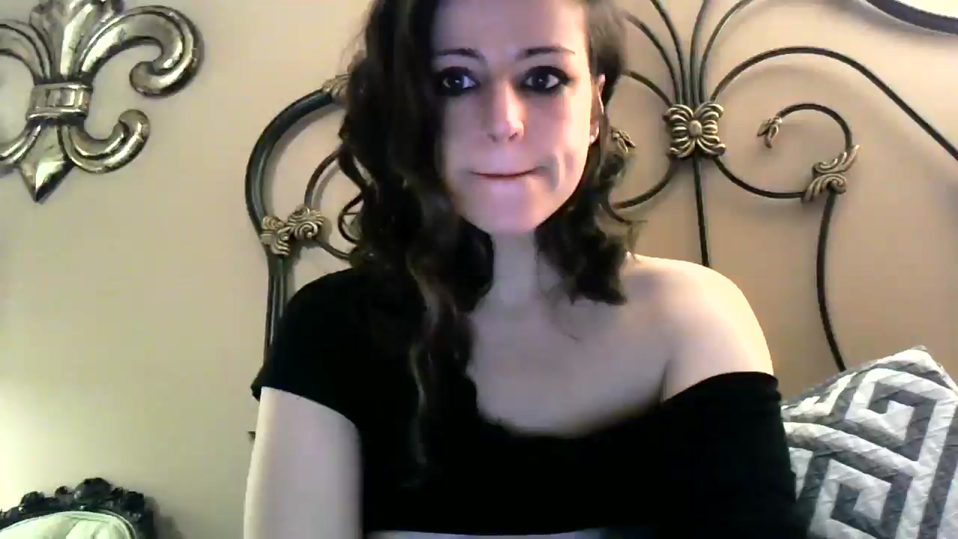Gallery image thumbnail from ImaLilLit888's myfreecams stream on, 01/18/2026, 15:38 image 2 of 20