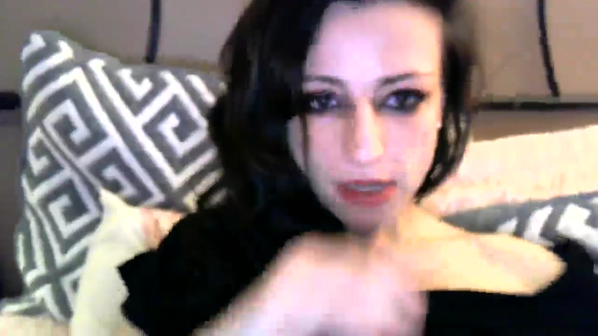 Gallery image thumbnail from ImaLilLit888's myfreecams stream on, 01/18/2026, 15:38 image 18 of 20