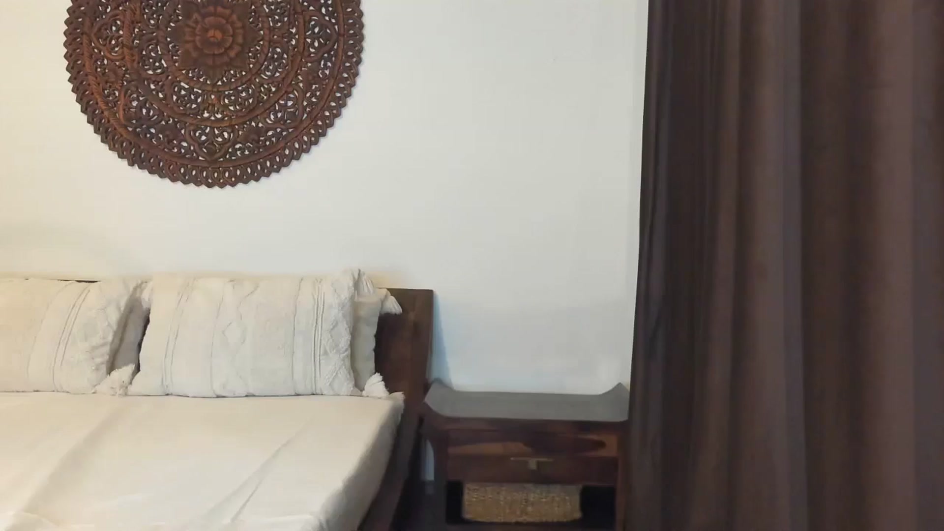 Gallery image thumbnail from ImagineRoses's myfreecams stream on, 12/14/2025, 16:13 image 1 of 20