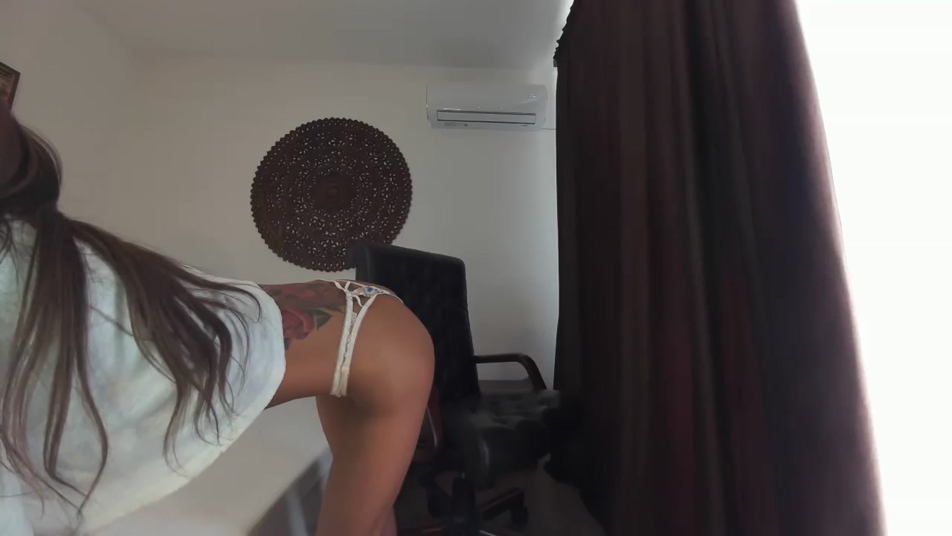 Gallery image thumbnail from ImagineRoses's myfreecams stream on, 04/19/2026, 12:47 image 14 of 20