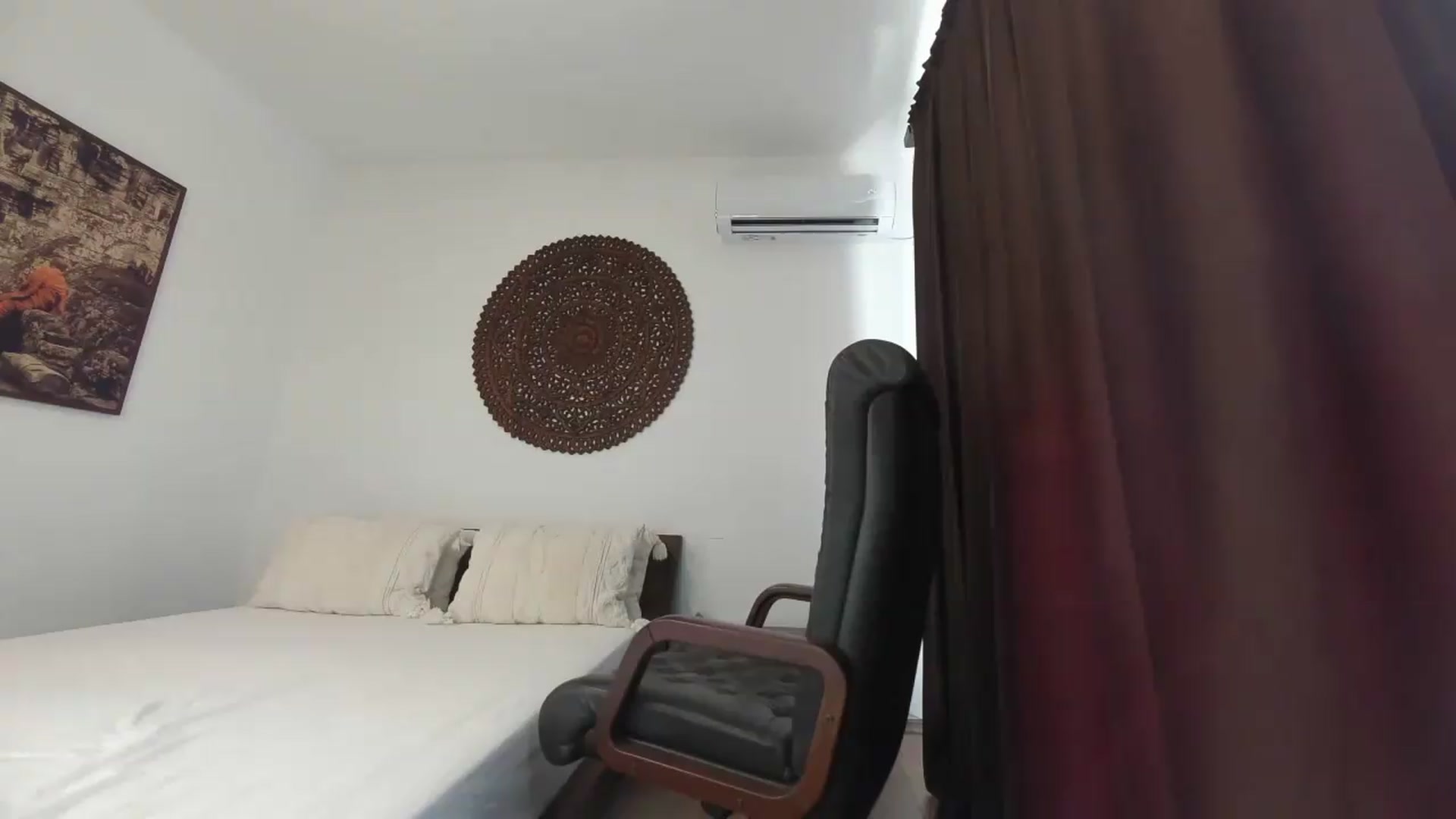 Gallery image thumbnail from ImagineRoses's myfreecams stream on, 06/28/2026, 13:23 image 16 of 20