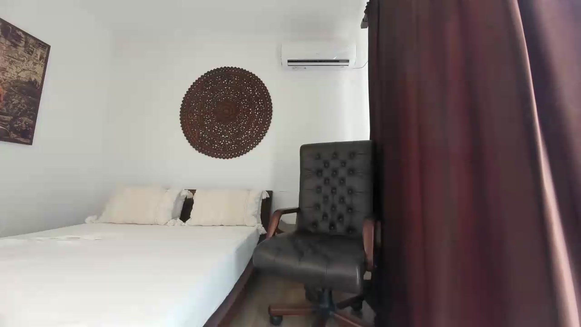 Gallery image thumbnail from ImagineRoses's myfreecams stream on, 08/13/2026, 14:56 image 7 of 20