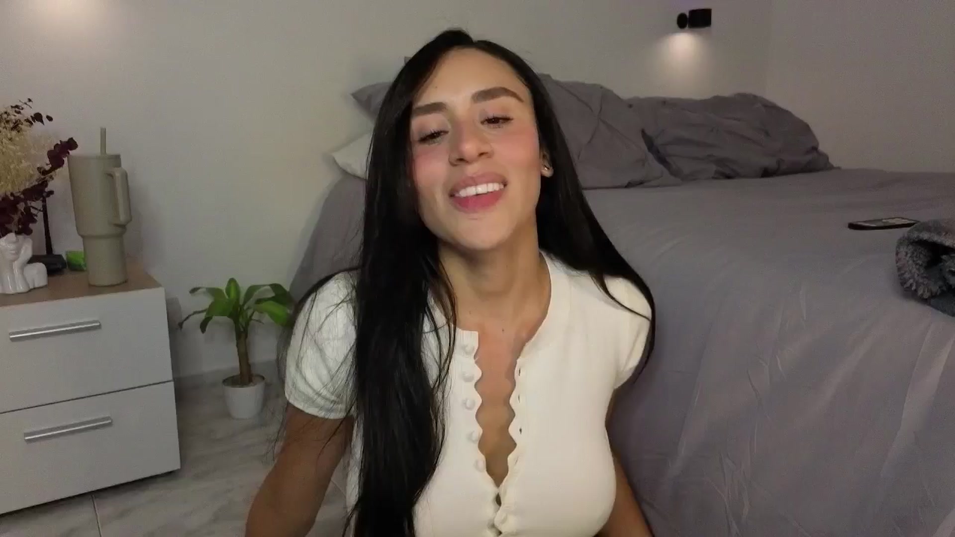 Gallery image thumbnail from ImnotBrina's myfreecams stream on, 07/02/2025, 02:18 image 5 of 20