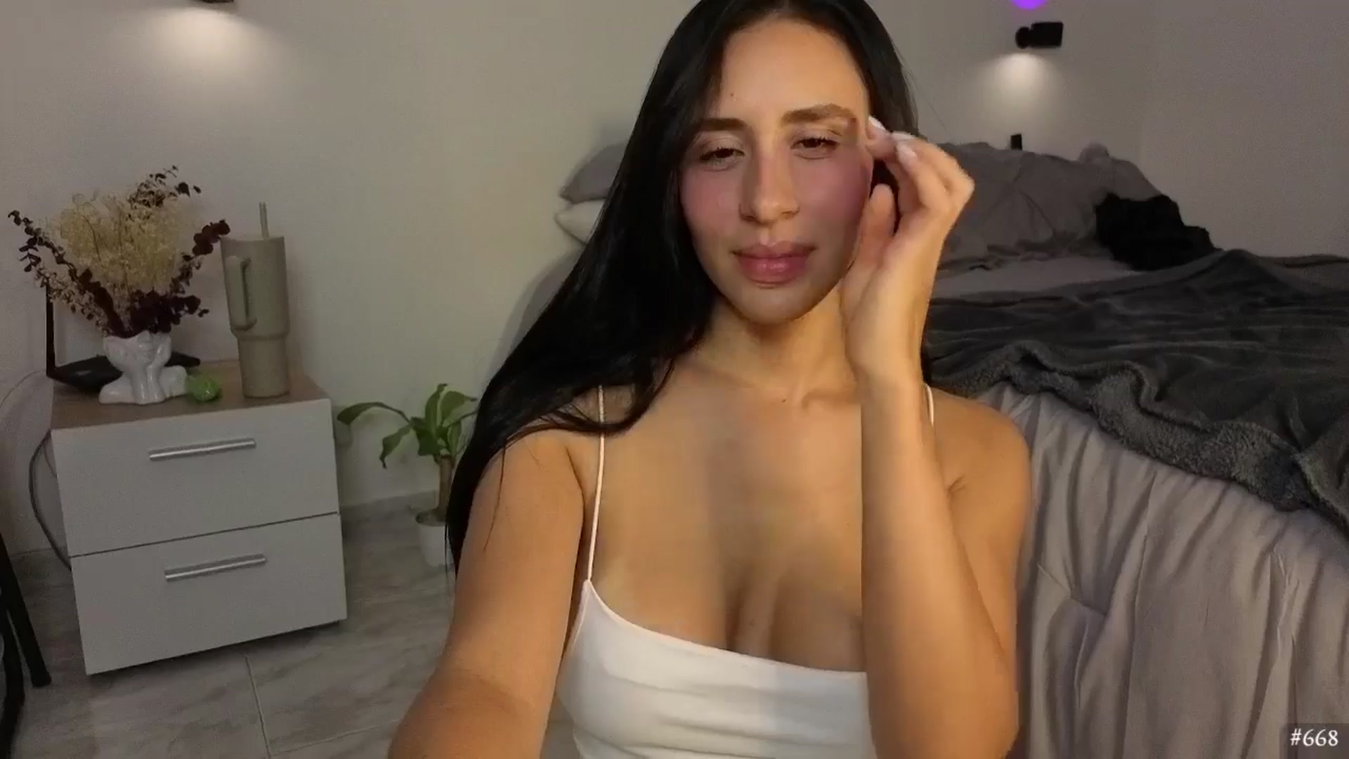 Gallery image thumbnail from ImnotBrina's myfreecams stream on, 07/05/2025, 03:23 image 19 of 20