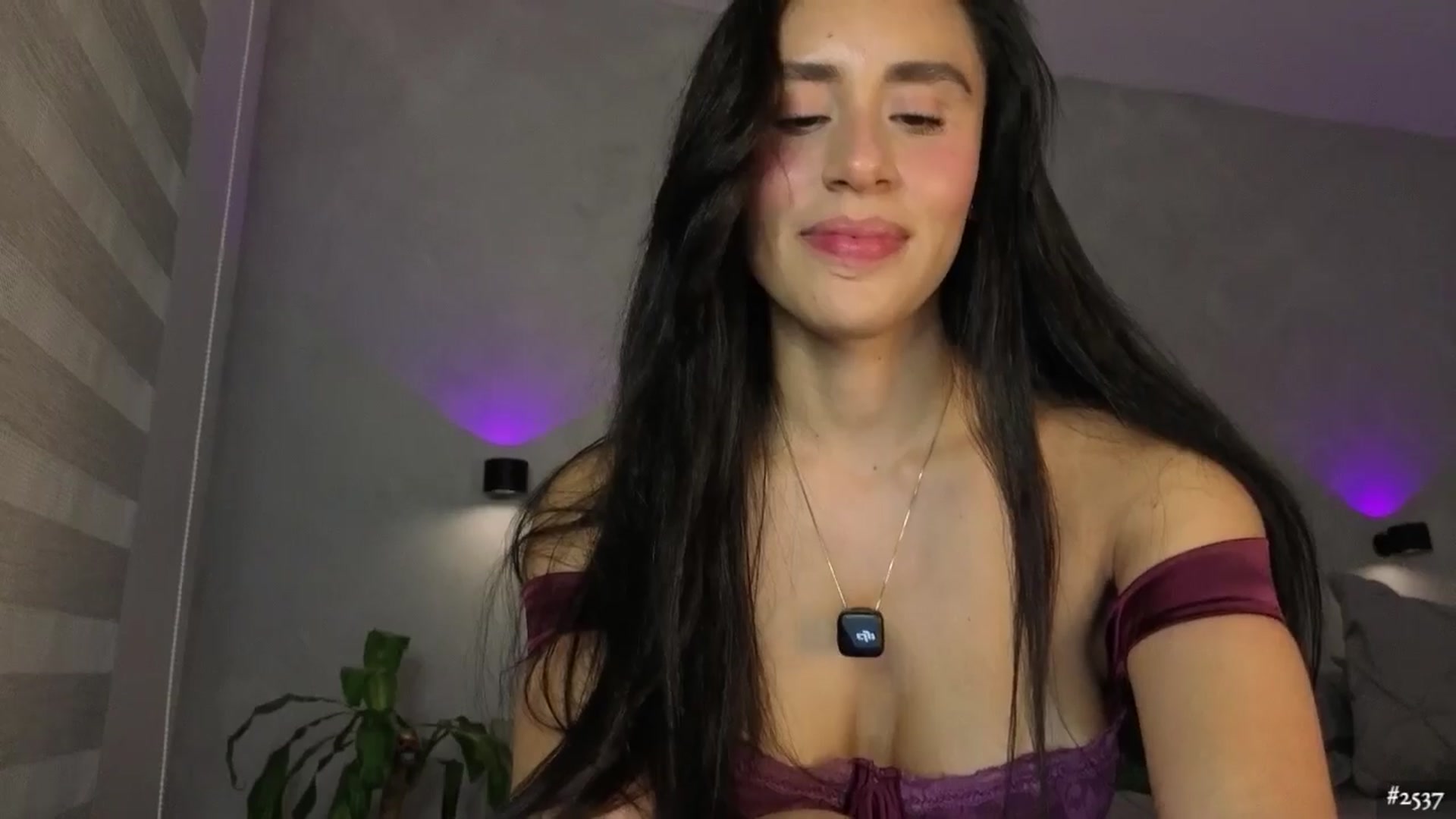 Gallery image thumbnail from ImnotBrina's myfreecams stream on, 08/03/2025, 01:34 image 19 of 20