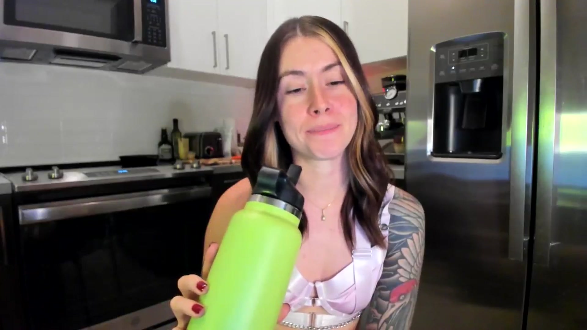 Gallery image thumbnail from ImperialKiss's myfreecams stream on, 06/29/2024, 06:25 image 12 of 20