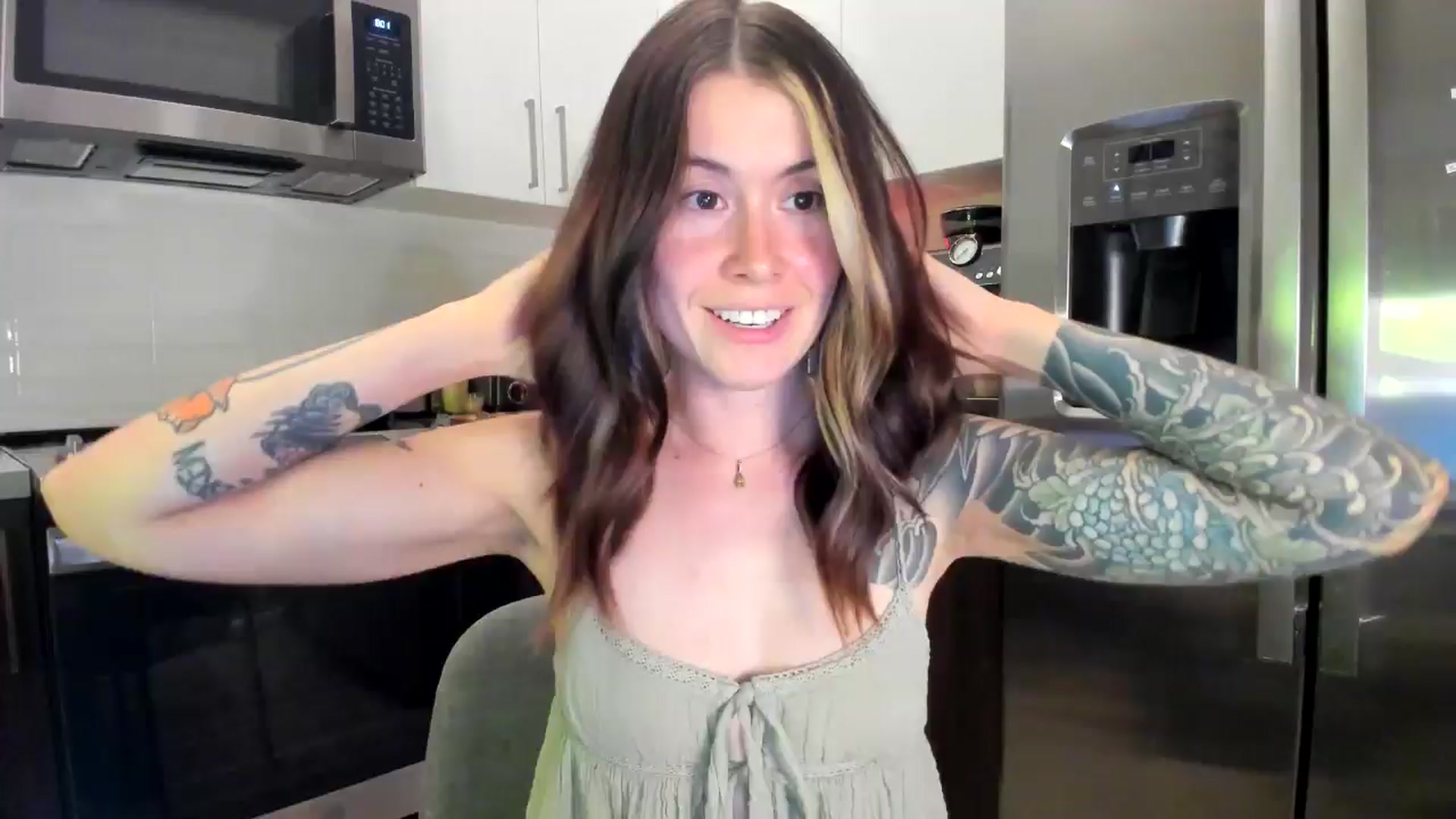 Gallery image thumbnail from ImperialKiss's myfreecams stream on, 06/29/2024, 06:25 image 1 of 20