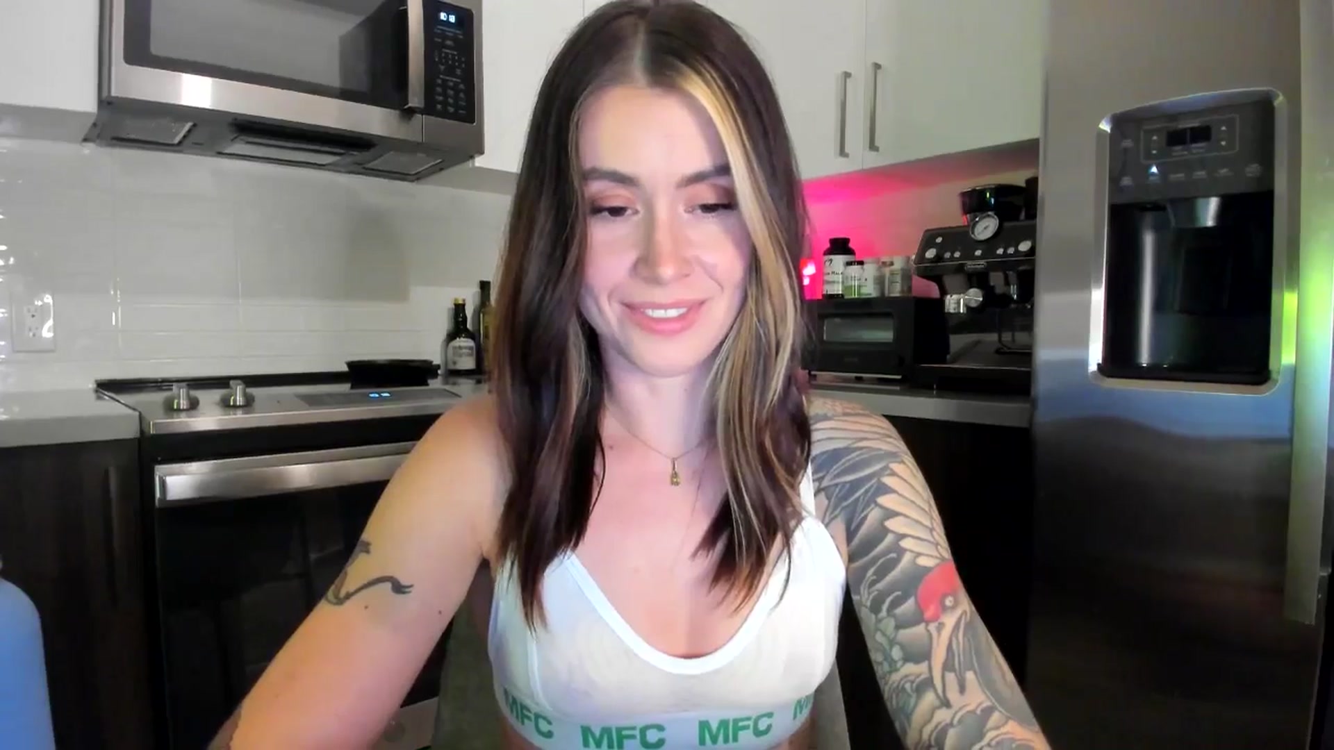 Gallery image thumbnail from ImperialKiss's myfreecams stream on, 06/30/2024, 05:52 image 17 of 20
